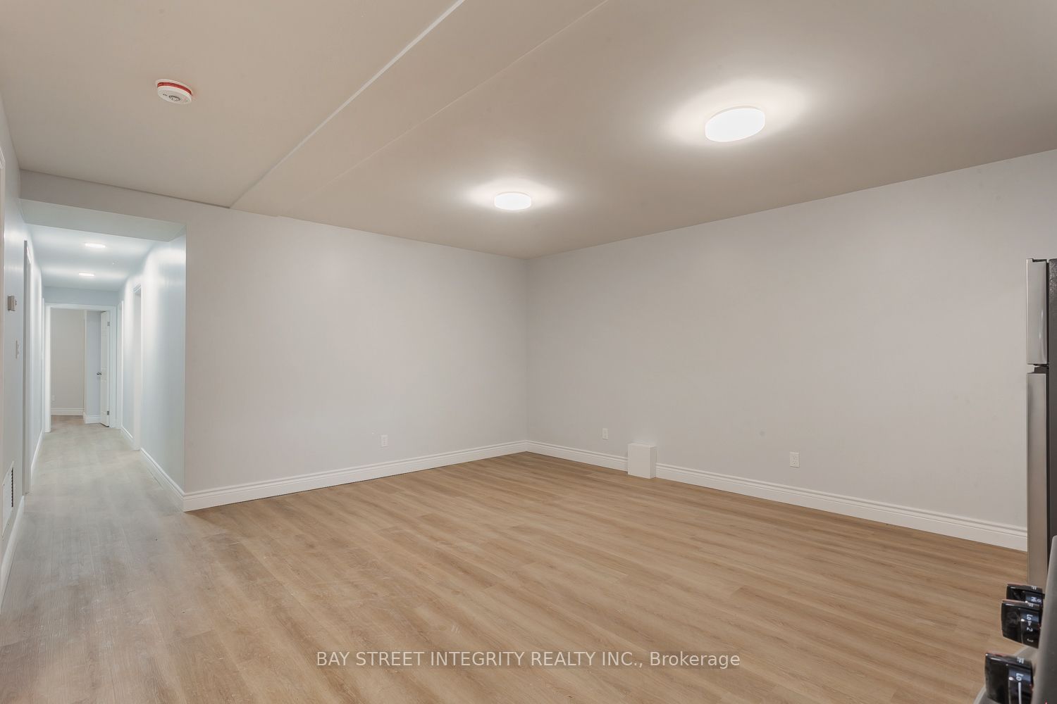 459 Palmerston Boulevard Lower Property Photo 5