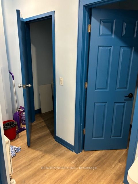1044 Bathurst Street Property Photo 5