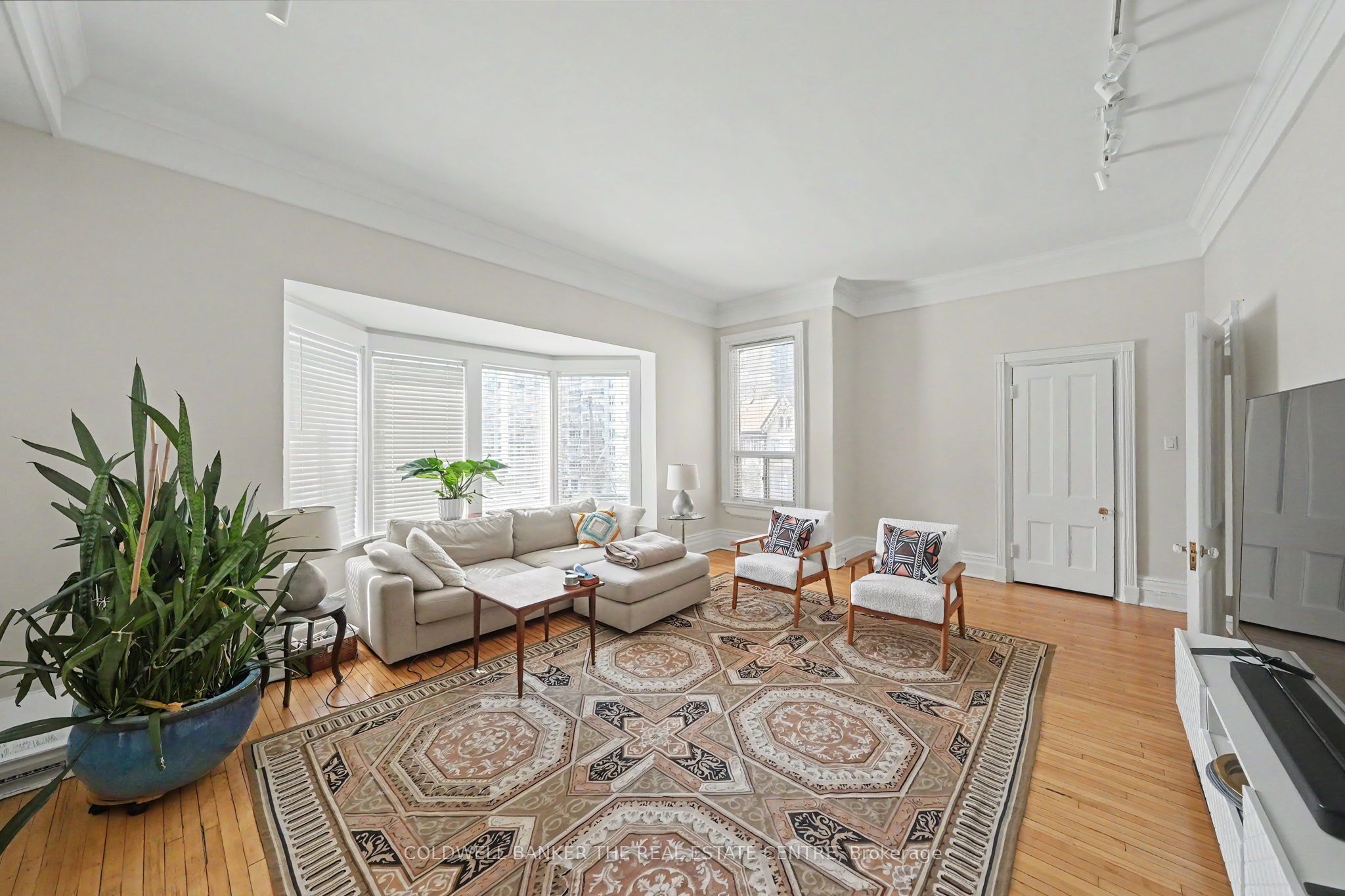 413 Sherbourne Street E 3+ Property Photo 17