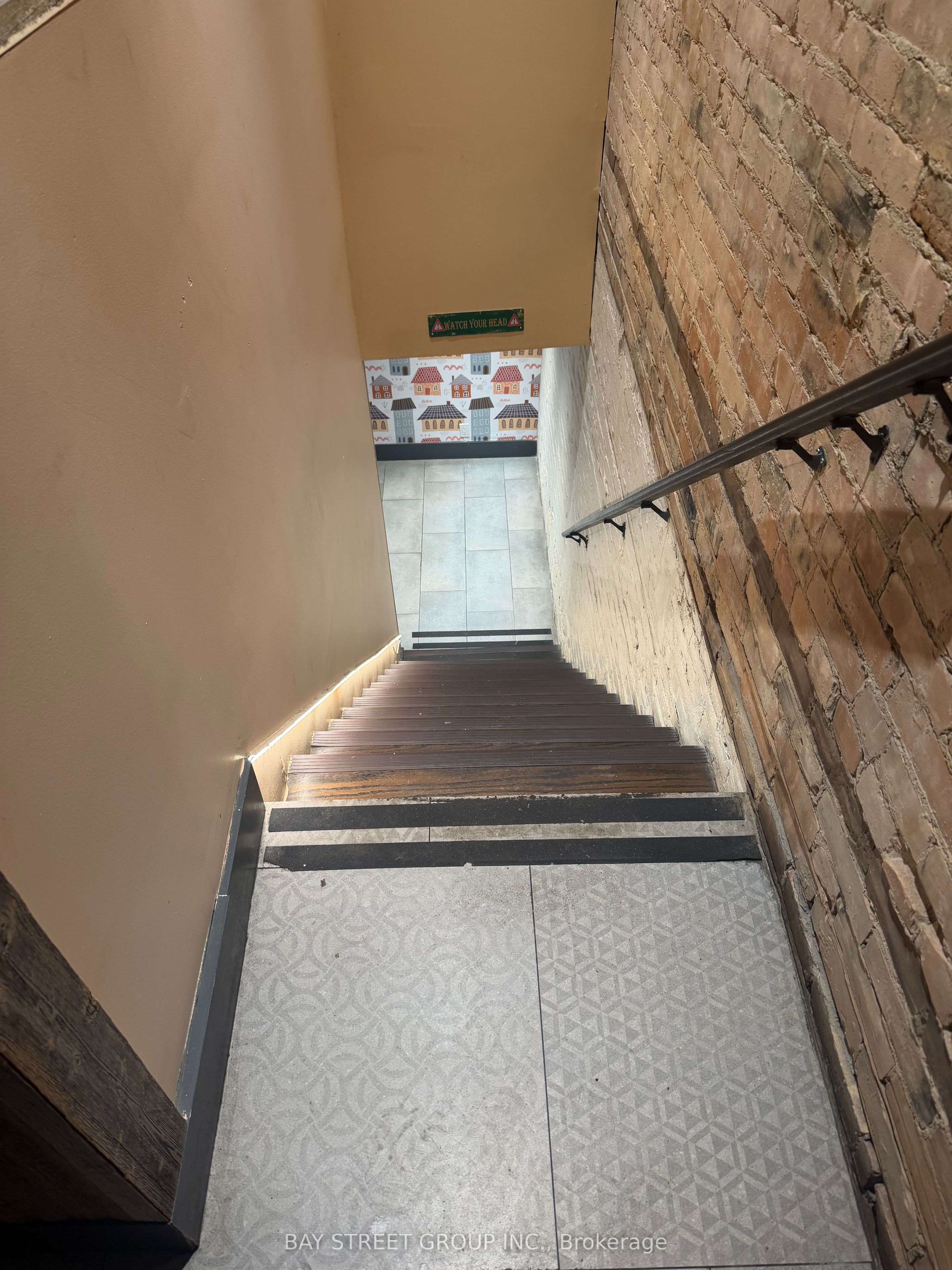 409 Spadina Avenue Property Photo 11