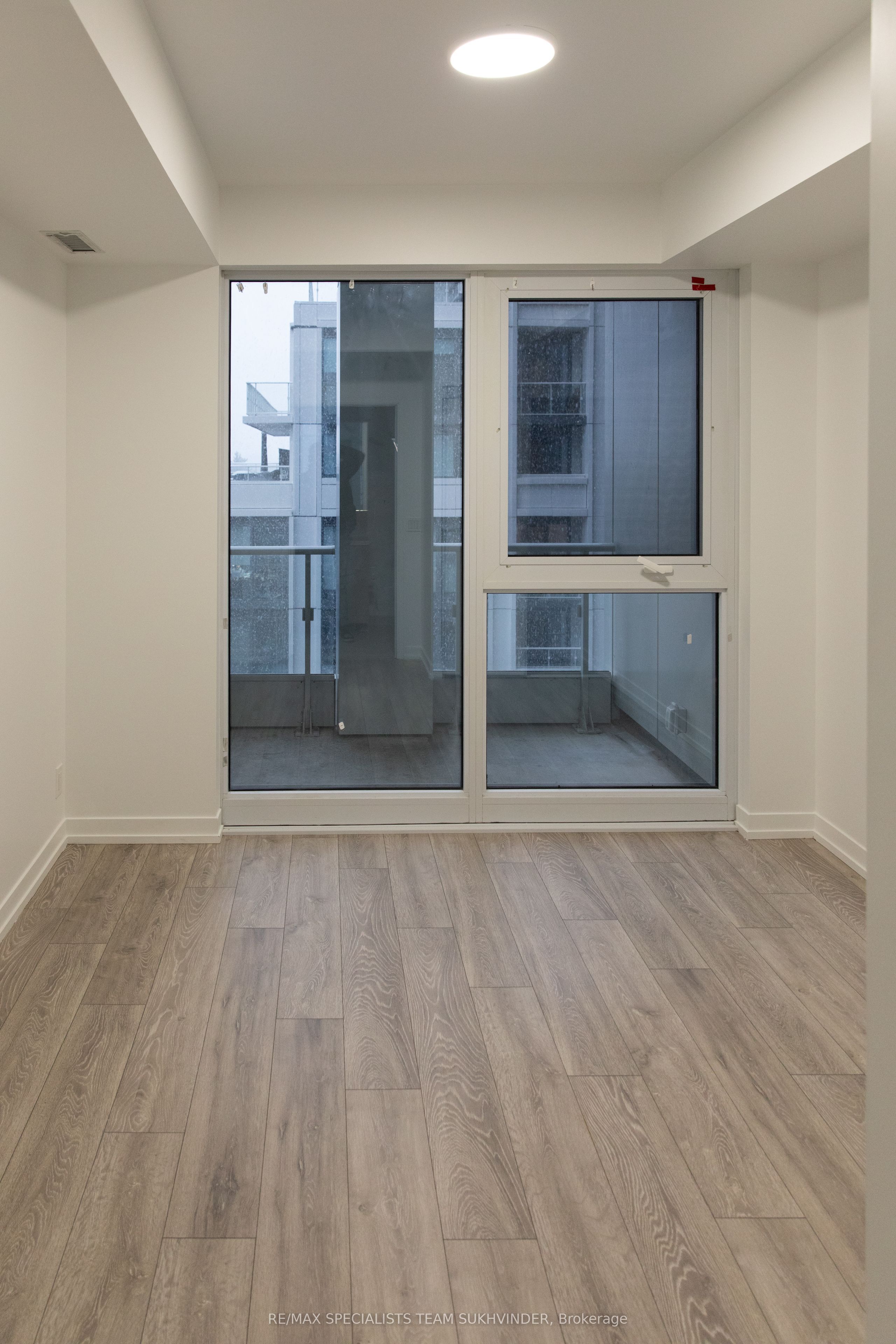 2020 Bathurst Street 637 Property Photo 10