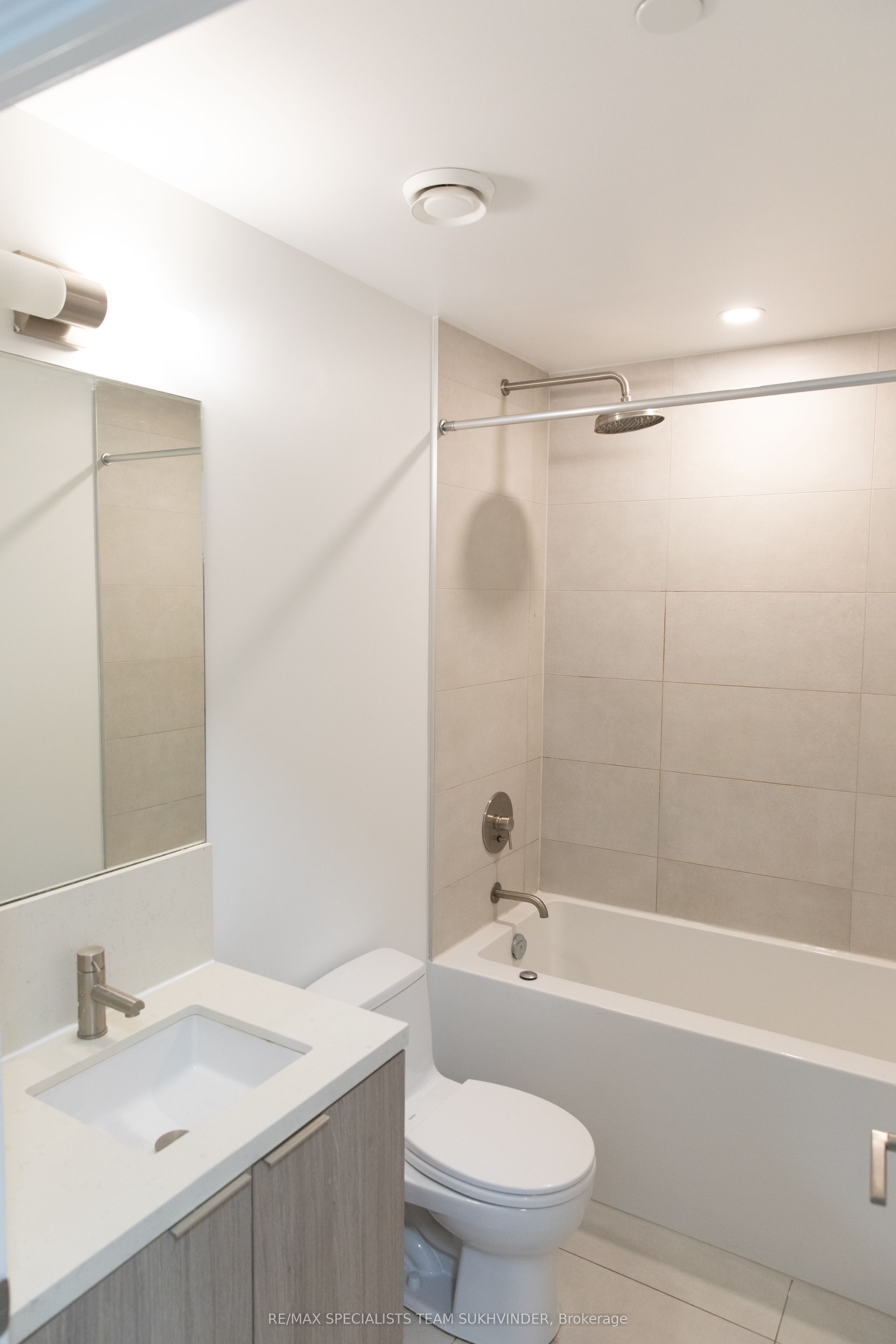 2020 Bathurst Street 637 Property Photo 14