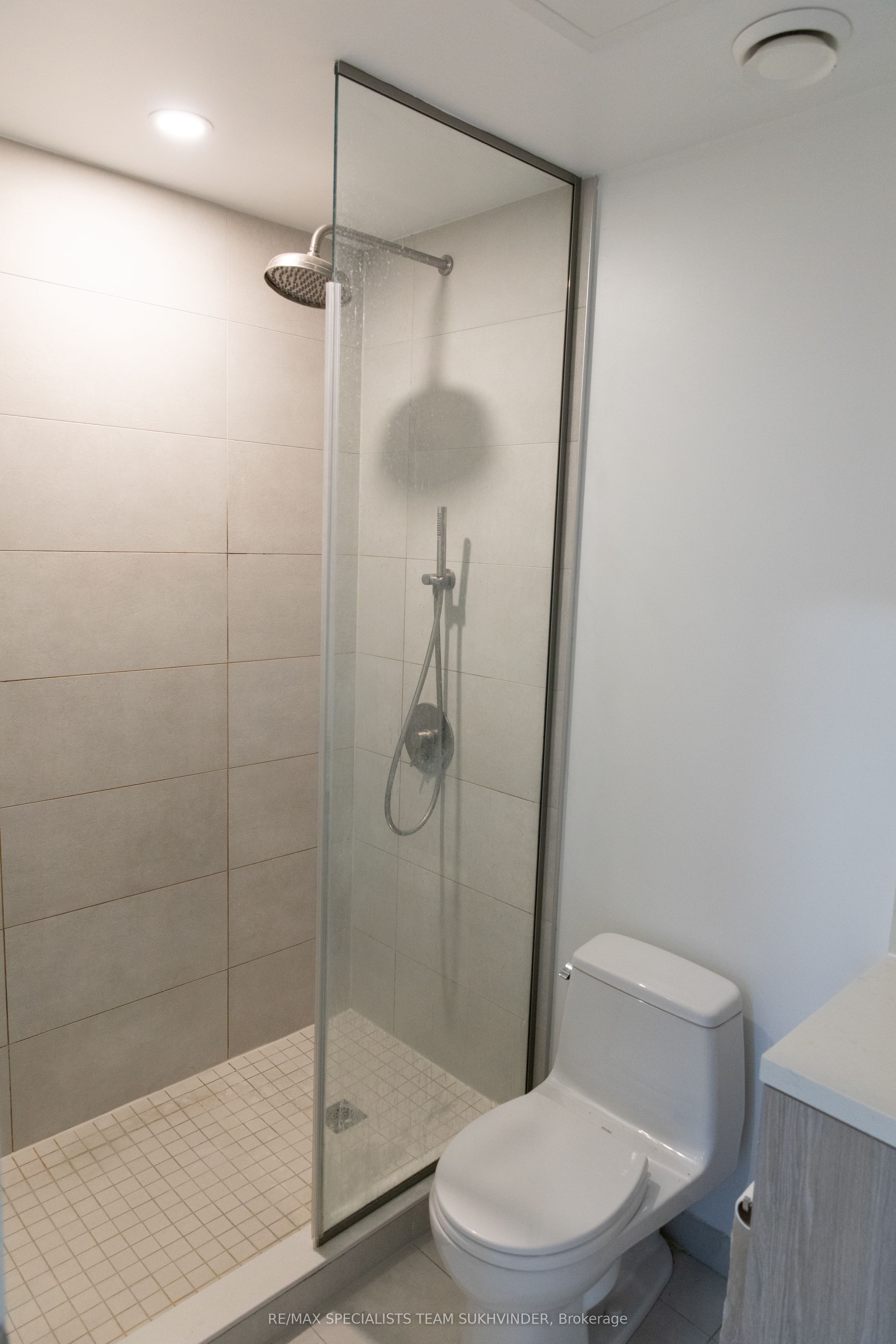 2020 Bathurst Street 637 Property Photo 15