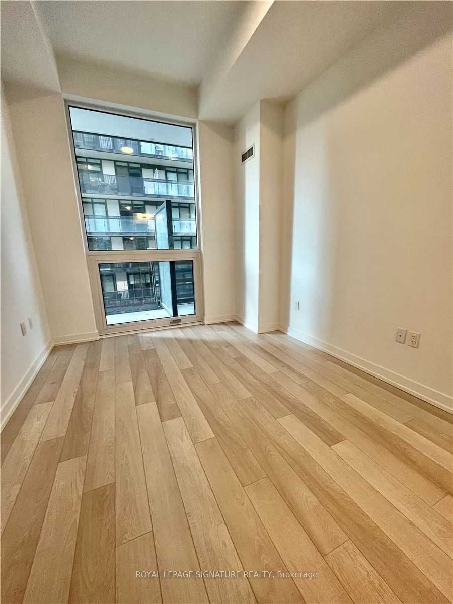 39 Roehampton Avenue 308 Property Photo 24