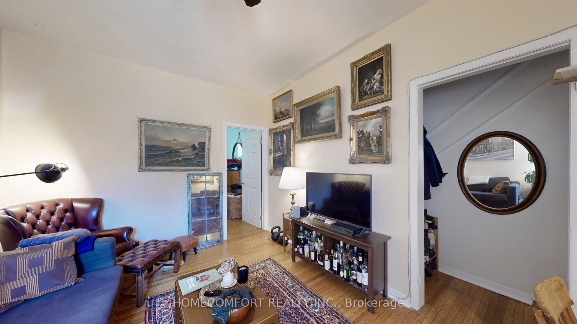 230 Robert Street Property Photo 8