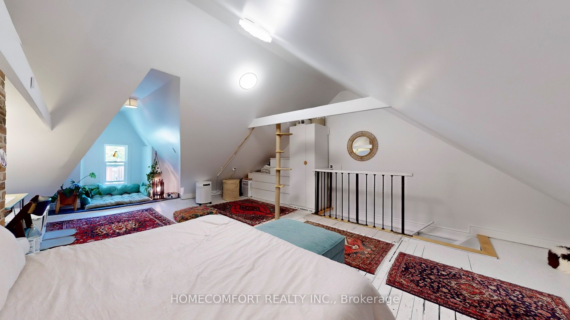 230 Robert Street Property Photo 38