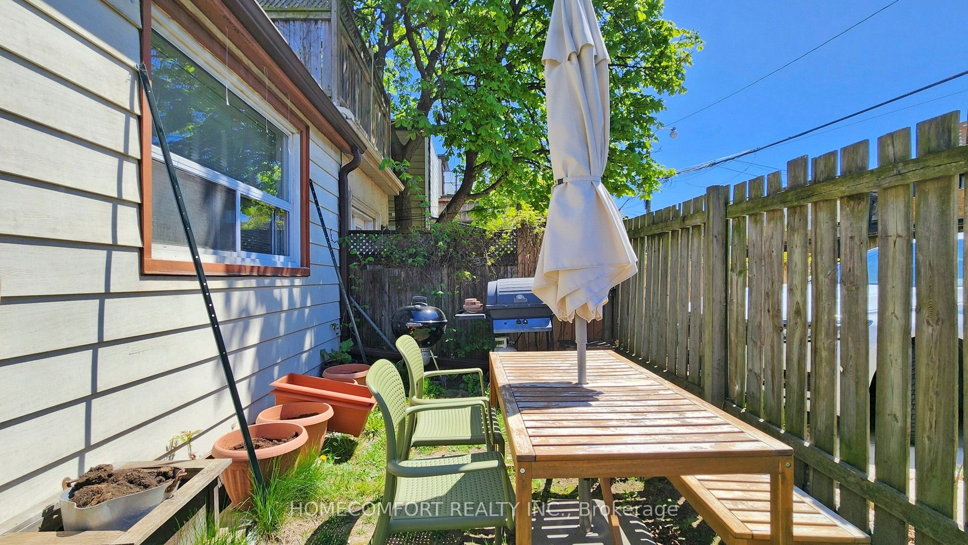 230 Robert Street Property Photo 44