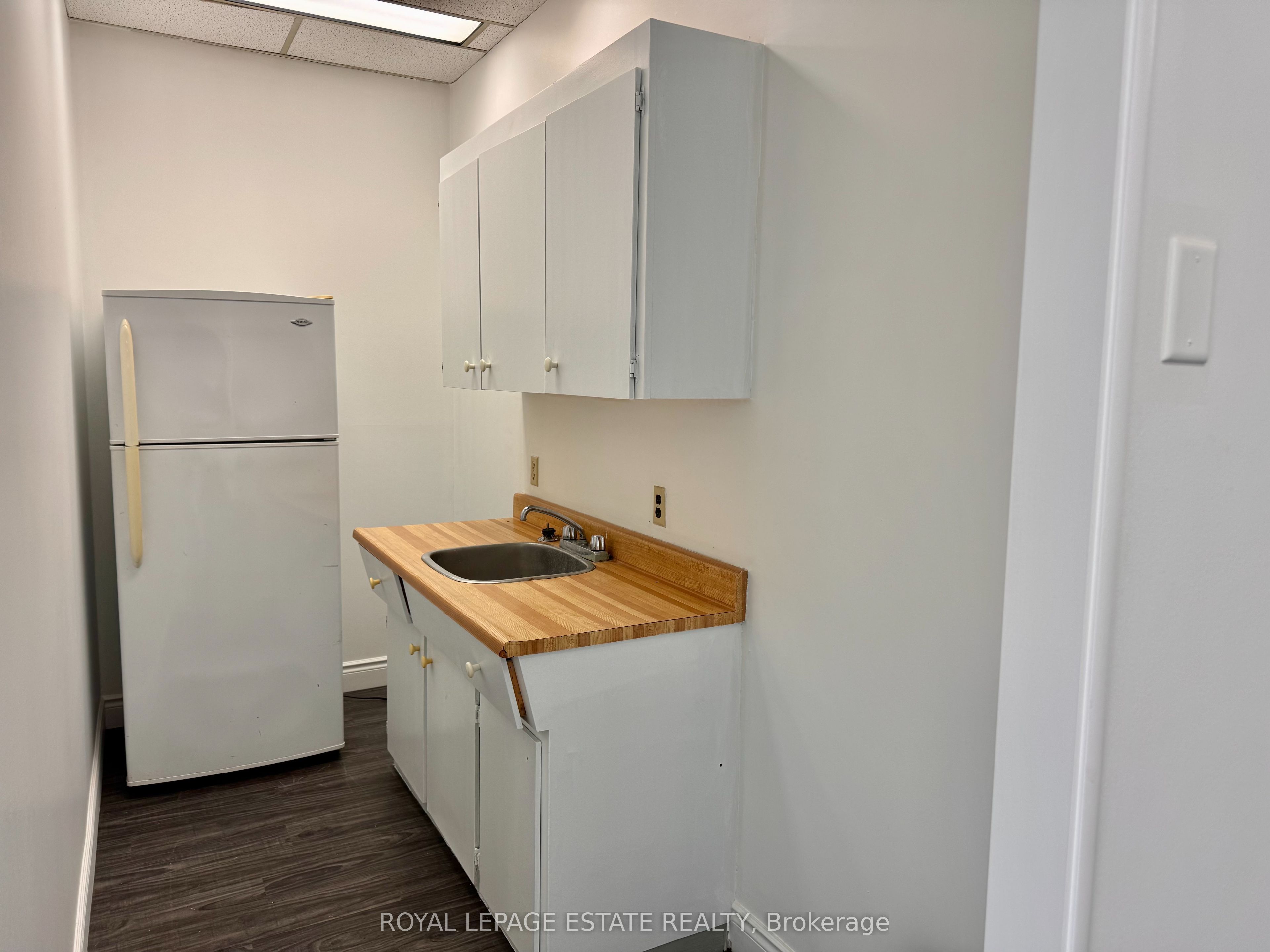 124 Merton Street 509 Property Photo 6
