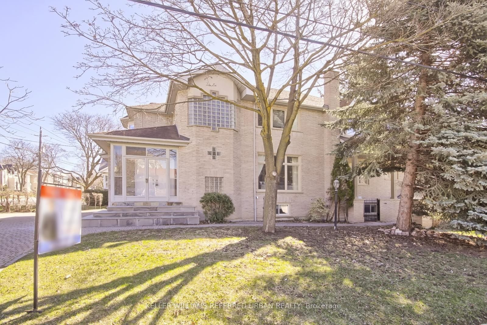 83 Norton Avenue Property Photo 4