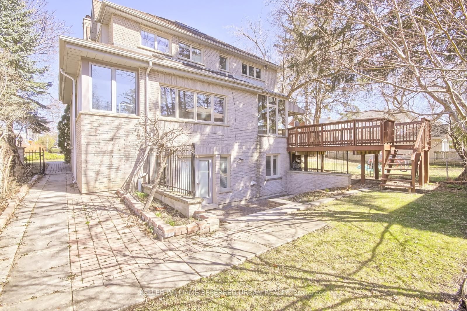 83 Norton Avenue Property Photo 7