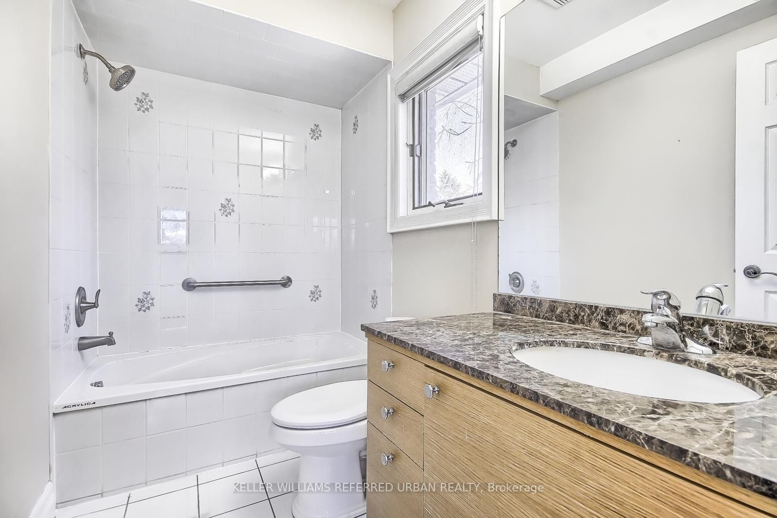 83 Norton Avenue Property Photo 33