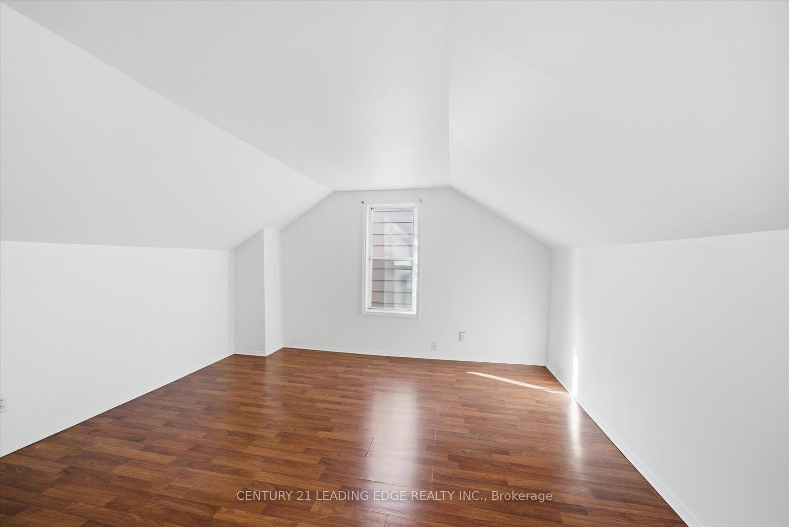 30 Ulster Street Property Photo 21