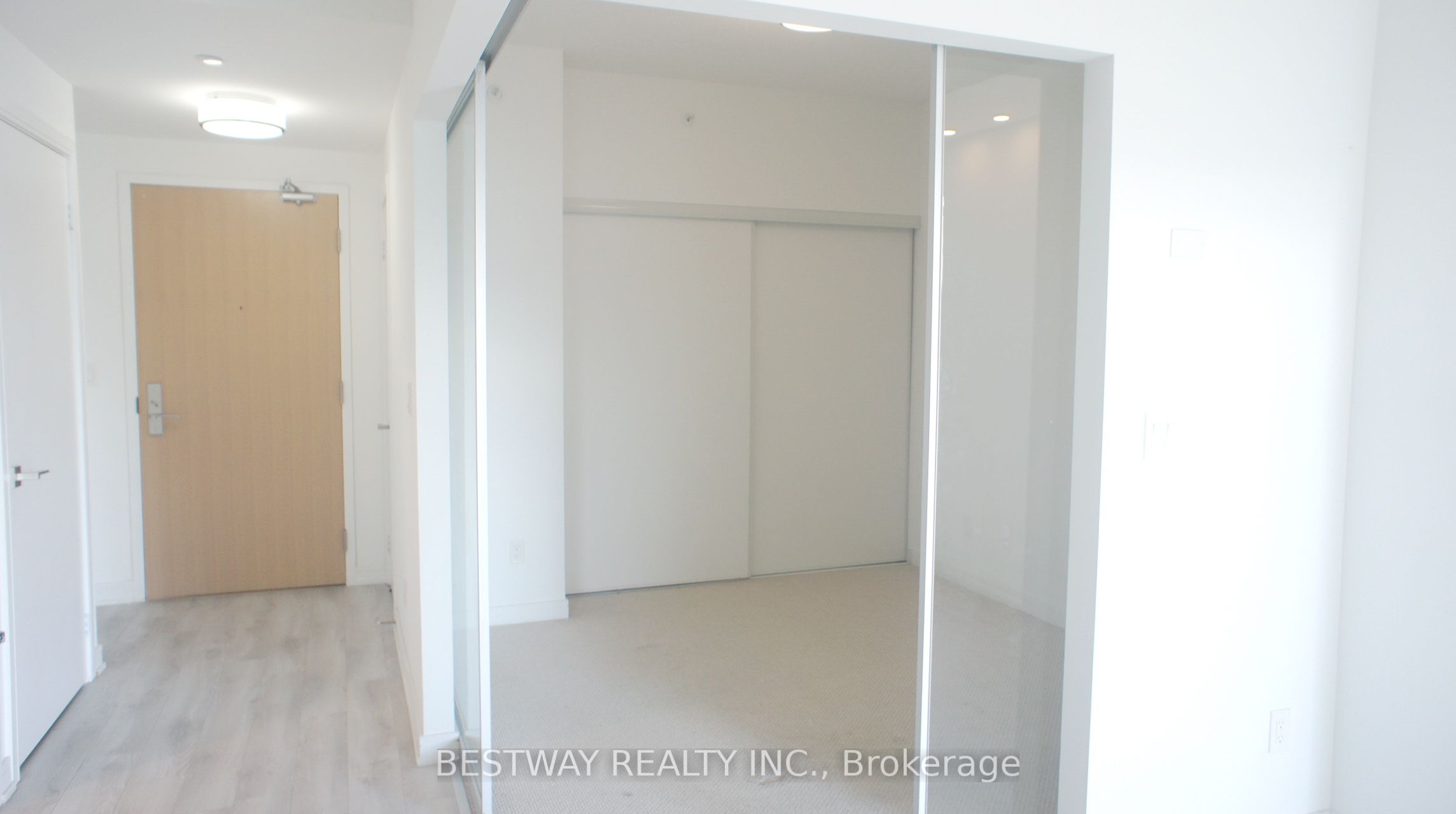 621 Sheppard Avenue E 355 Property Photo 1