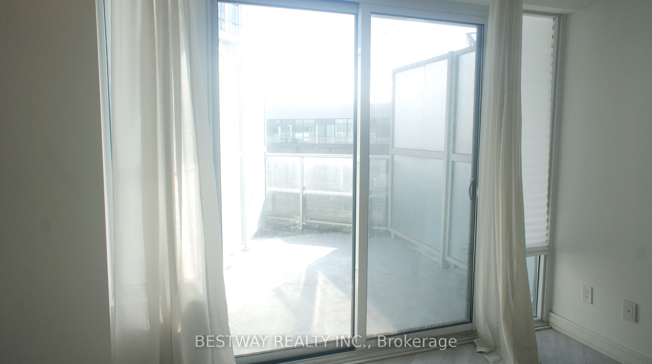 621 Sheppard Avenue E 355 Property Photo 13