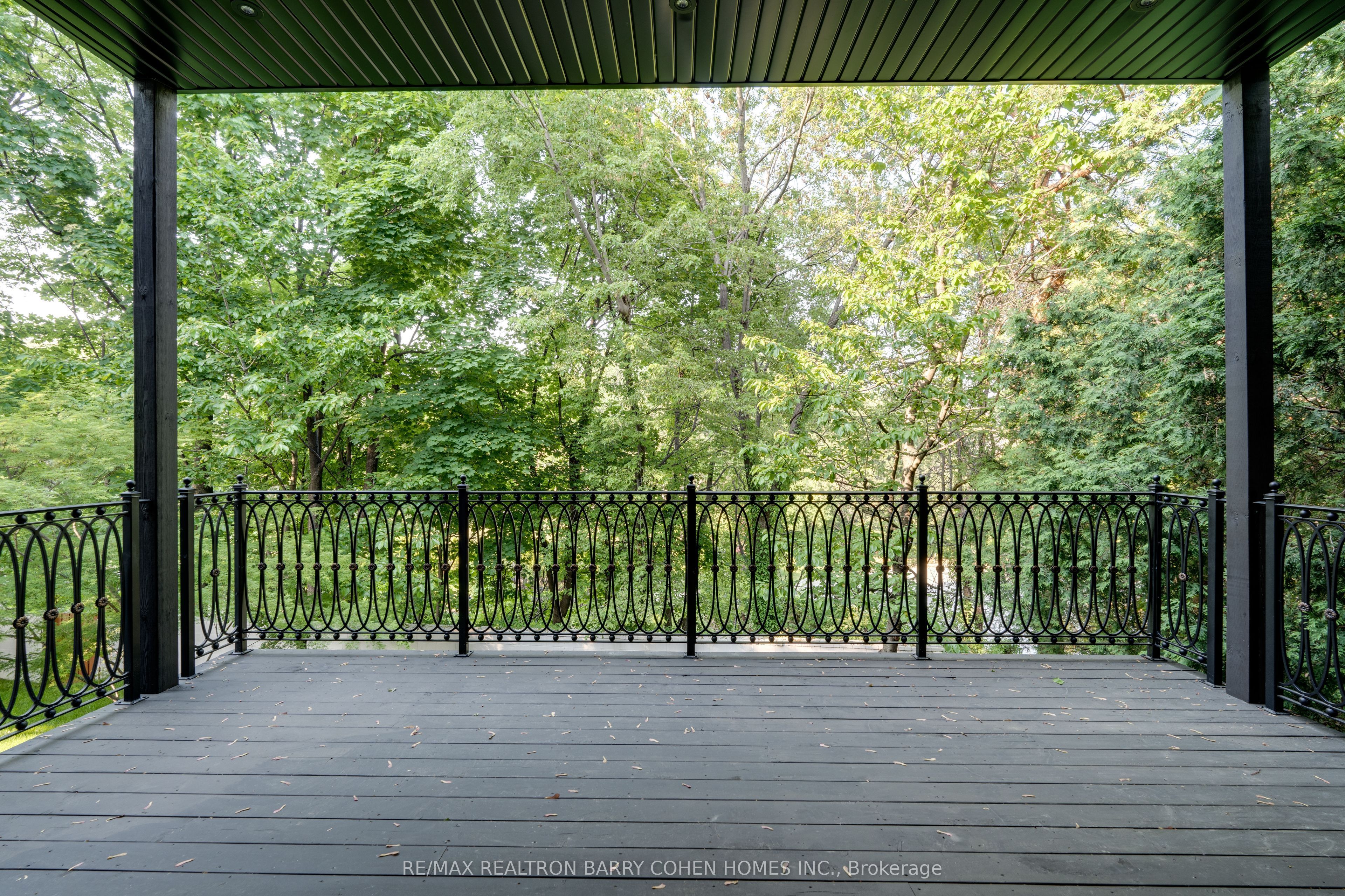 67 Montressor Drive N Property Photo 10