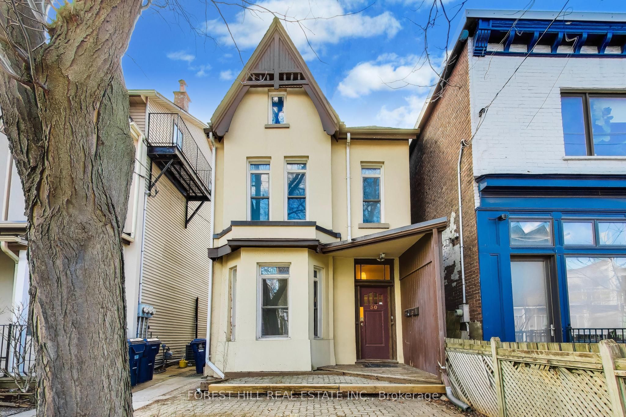 30 Robert Street Property Photo 1