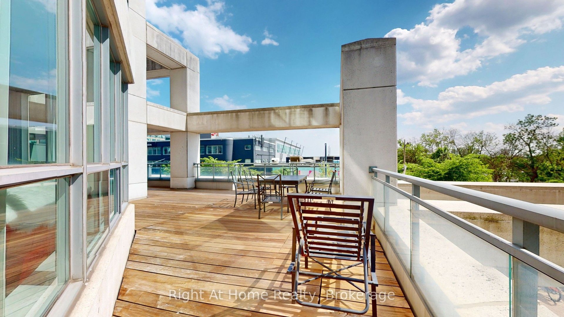 228 Queens Quay W 209 Property Photo 37