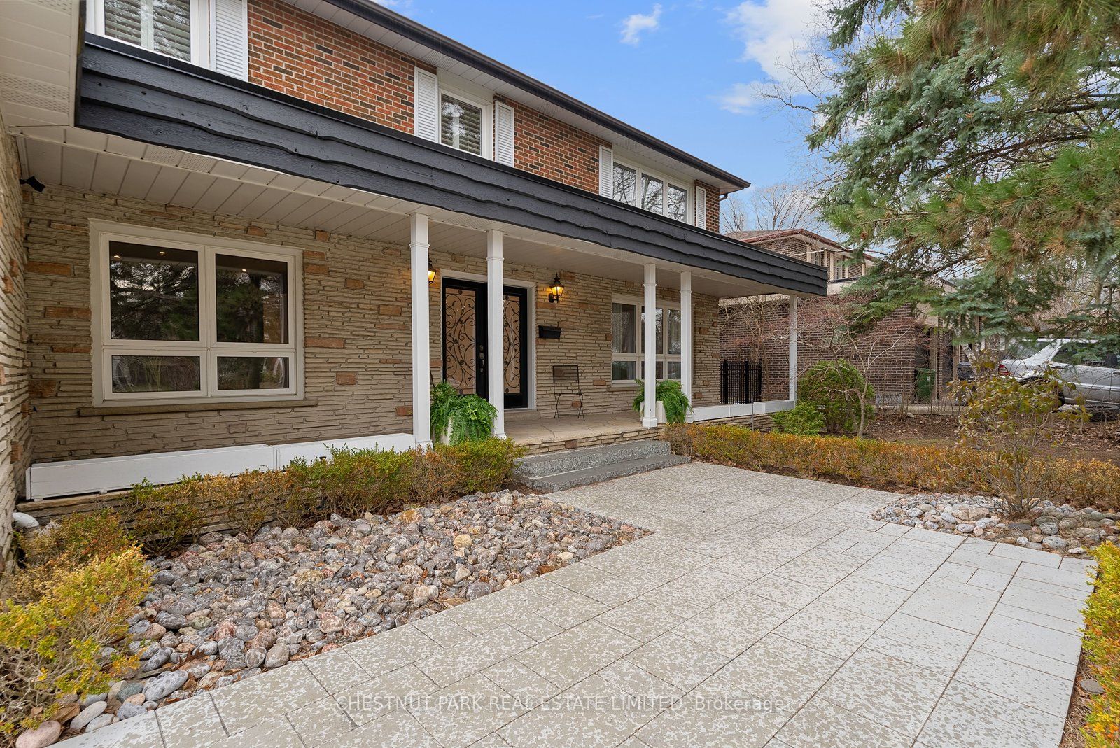 16 Sagewood Drive Property Photo 2