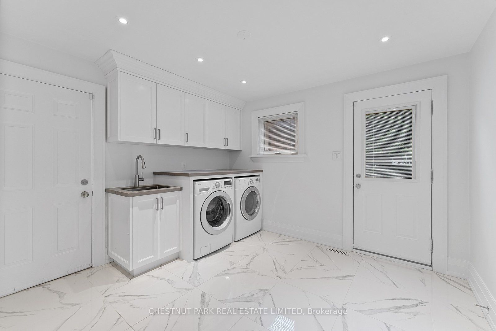 16 Sagewood Drive Property Photo 24