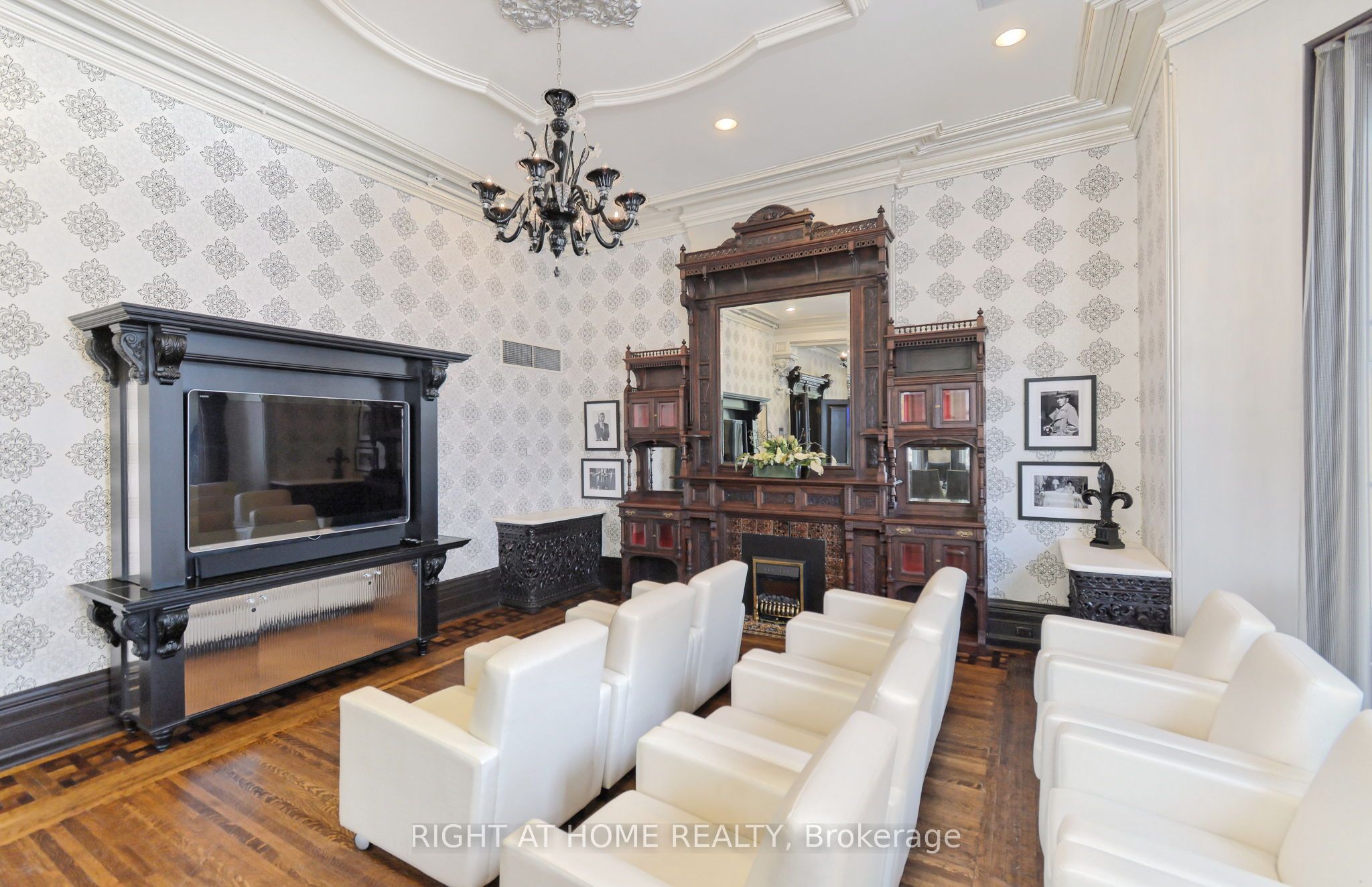 28 Linden Street 1405 Property Photo 42