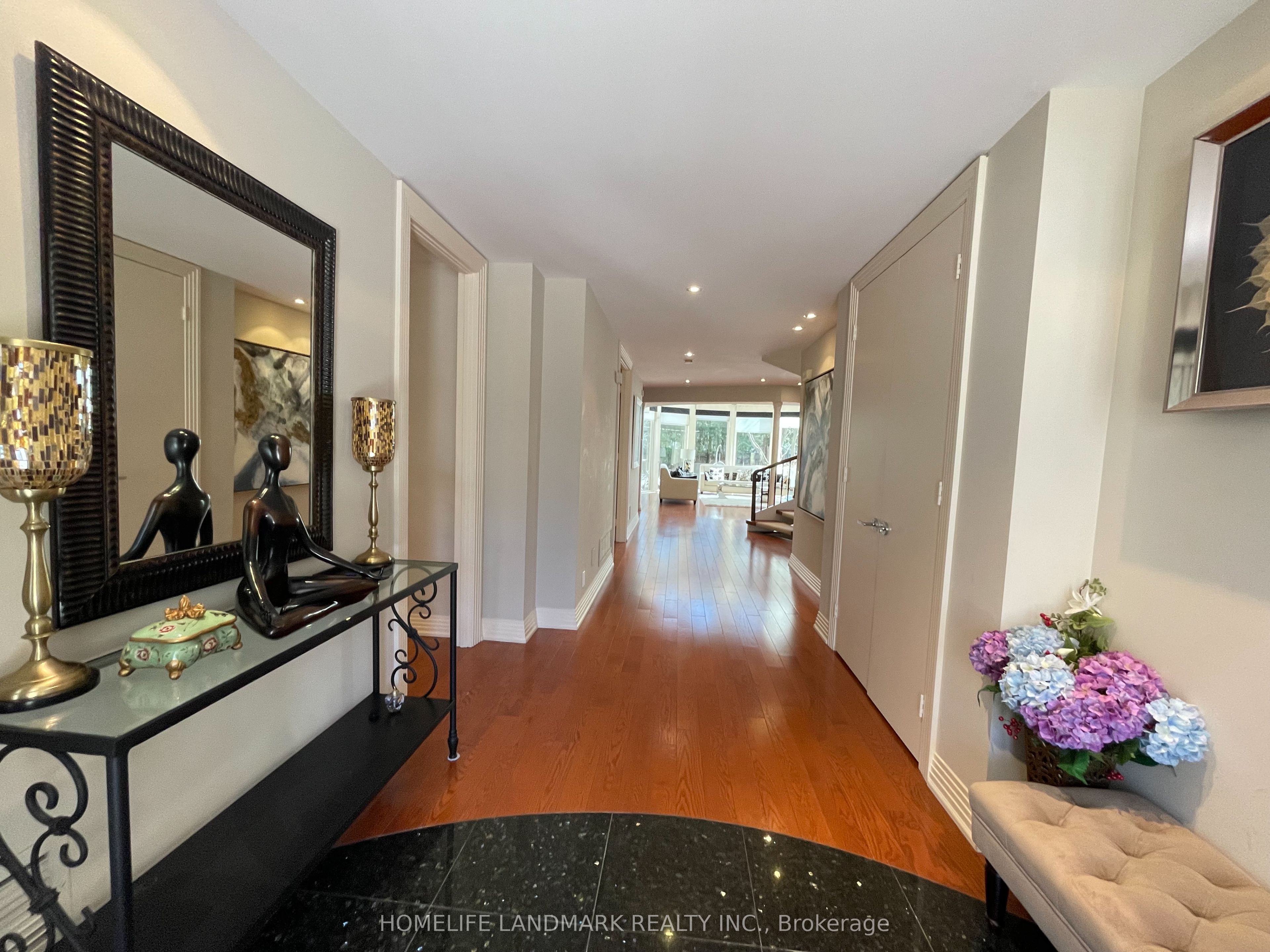 35 Gardiner Road E Property Photo 3