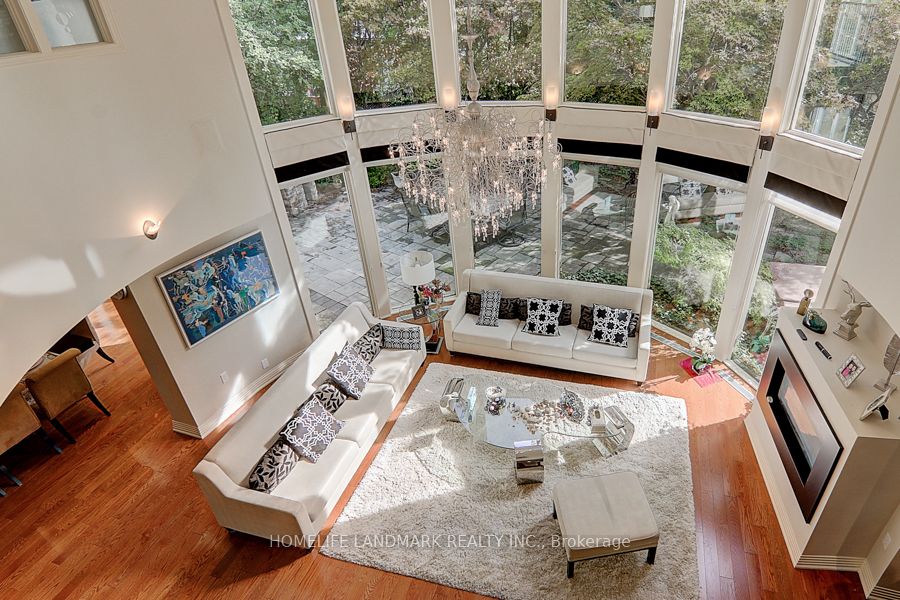 35 Gardiner Road E Property Photo 16