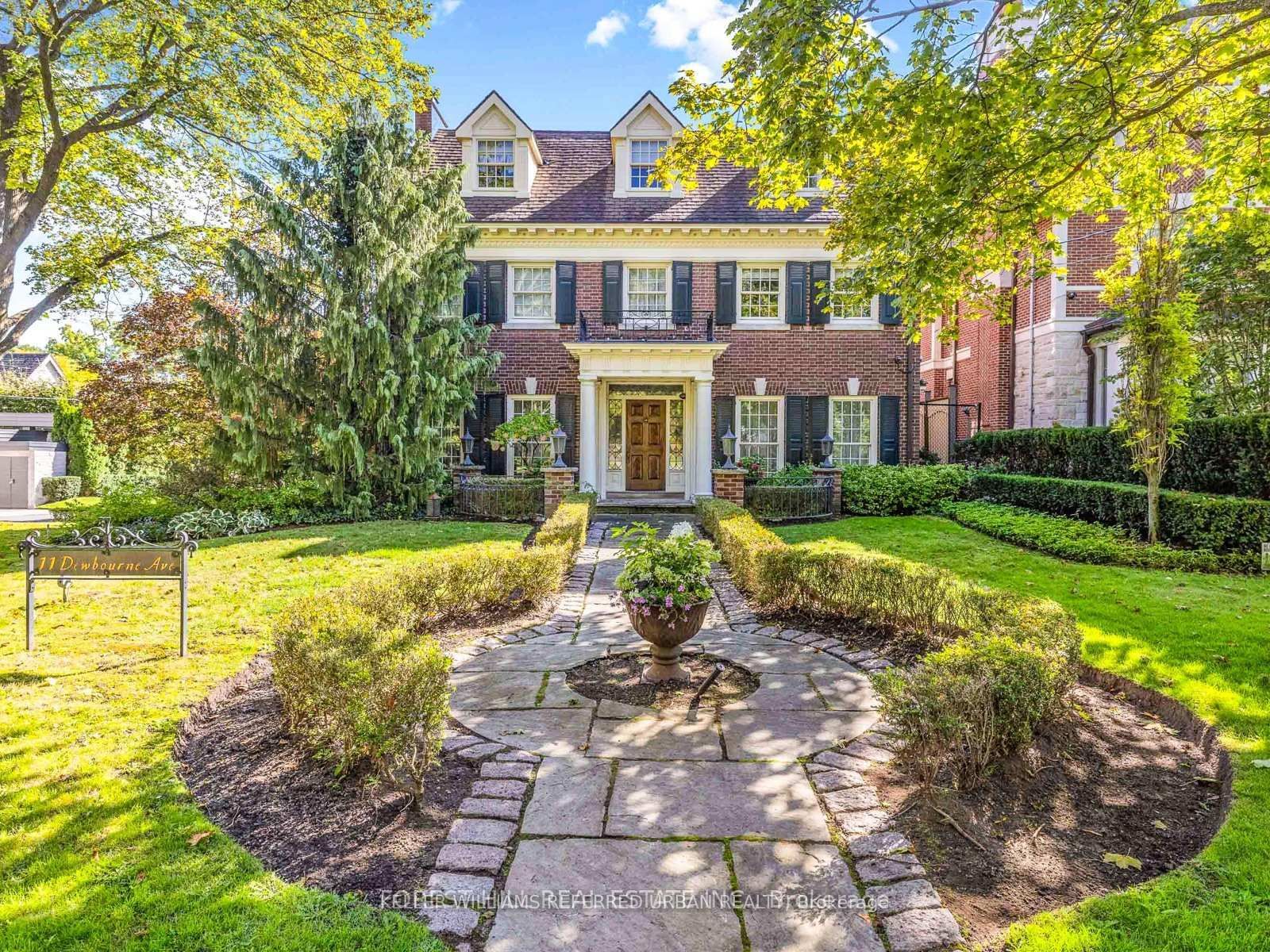11 Dewbourne Avenue