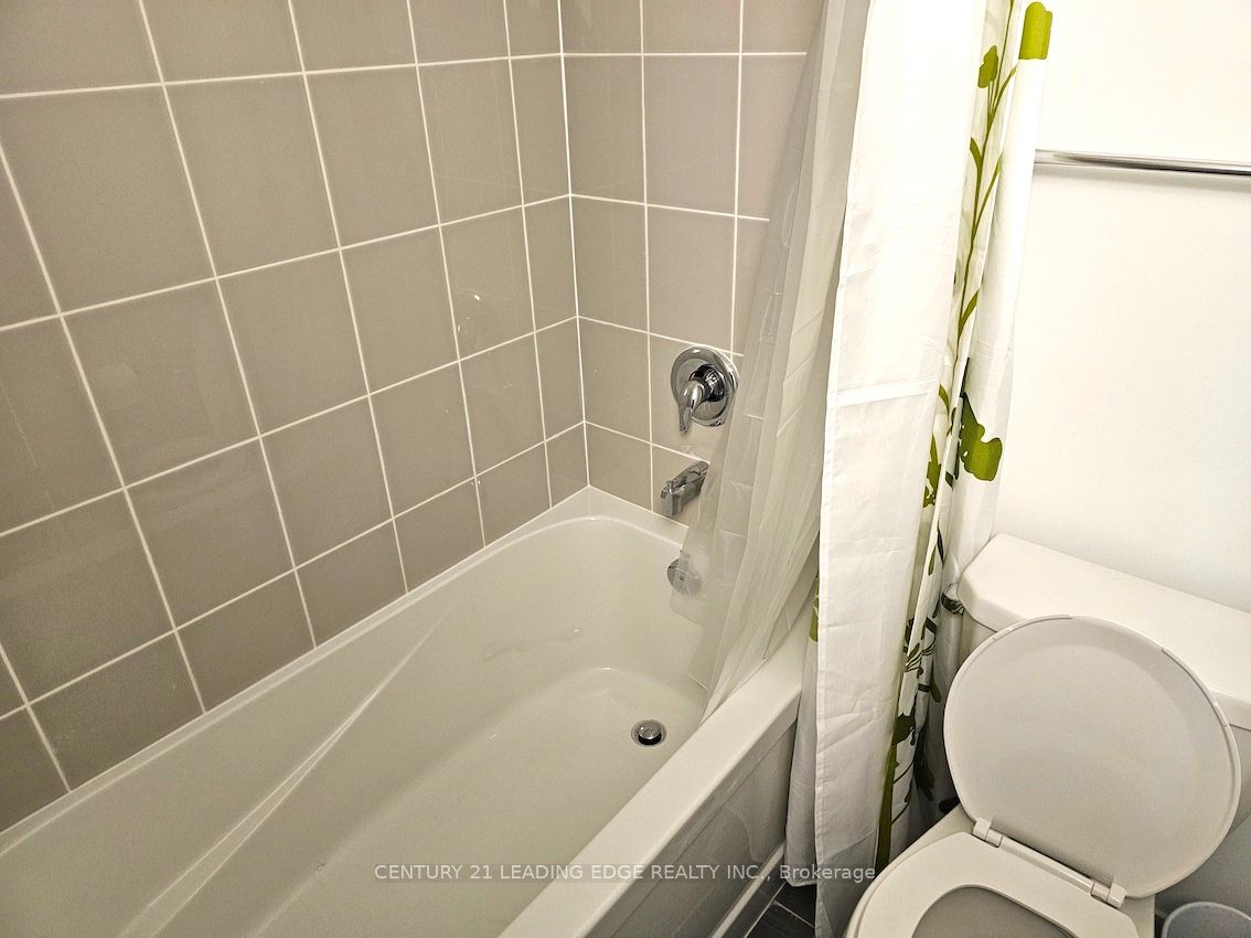 10 Spruce Pines Crescent Room2 Property Photo 8