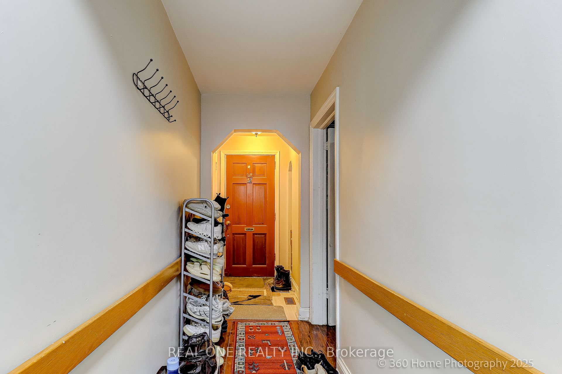212 Cummer Avenue Property Photo 11