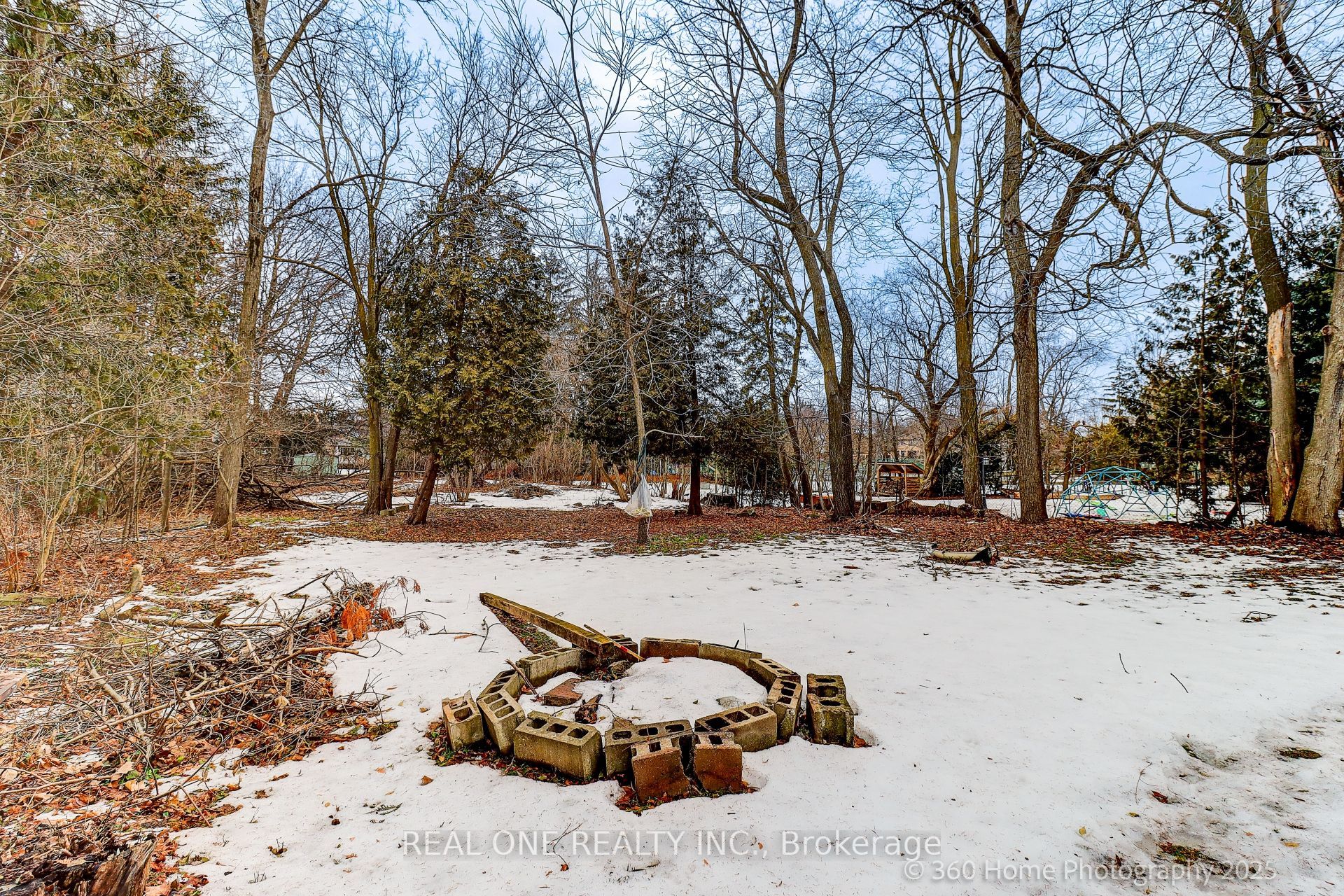 212 Cummer Avenue Property Photo 23