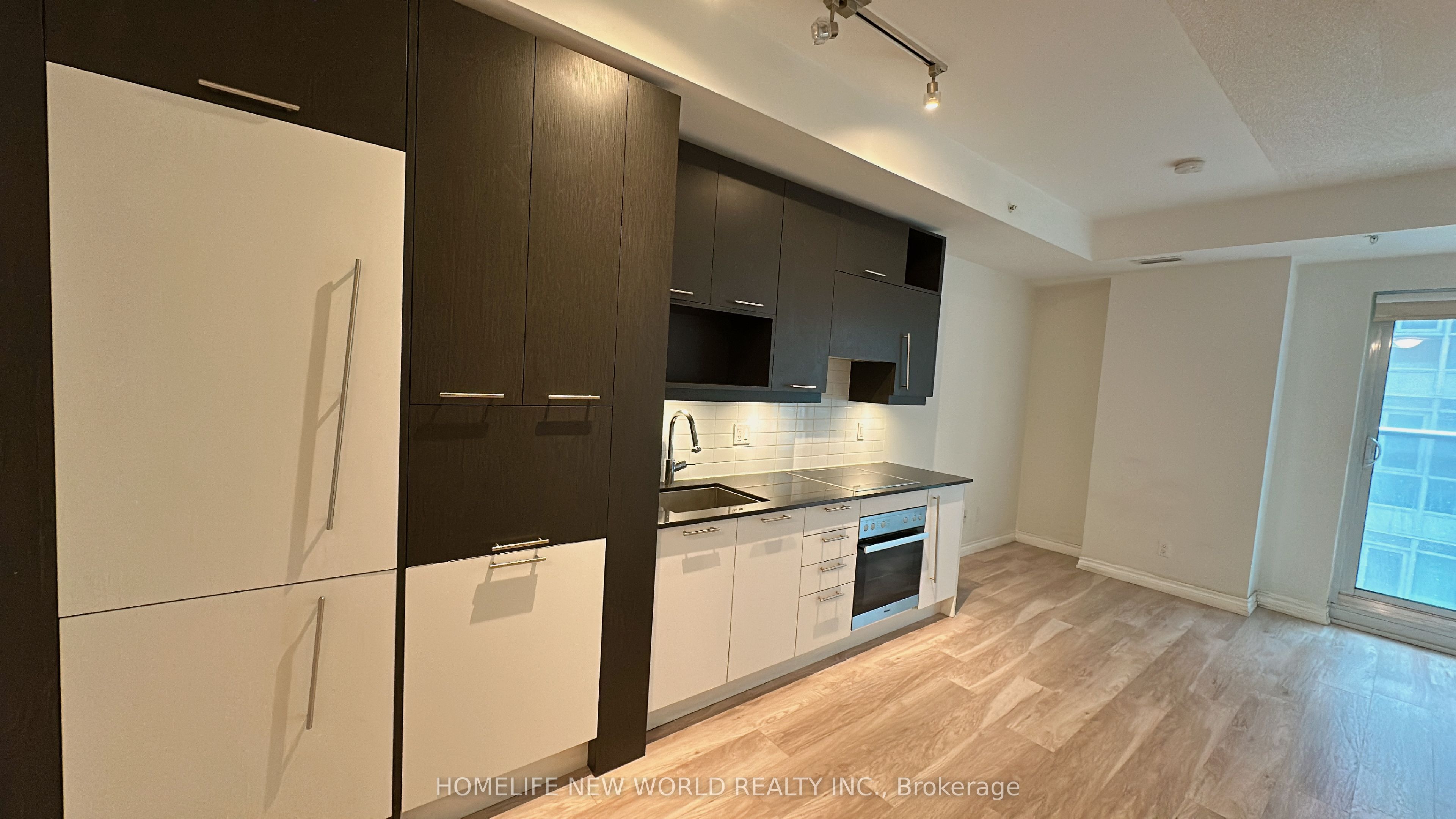 30 Nelson Street 402 Property Photo 8