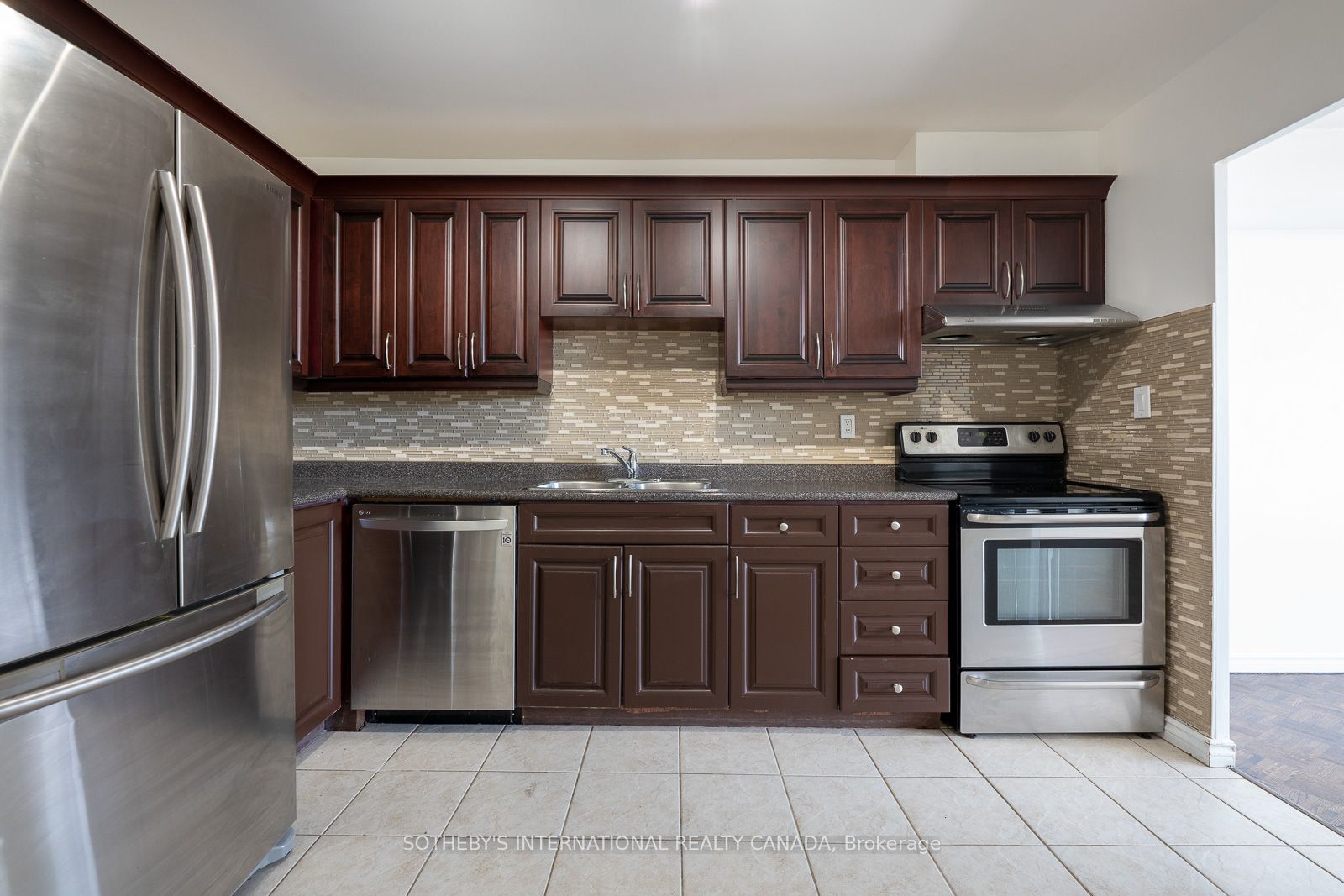 60 Pavane Link Way 706 Property Photo 3