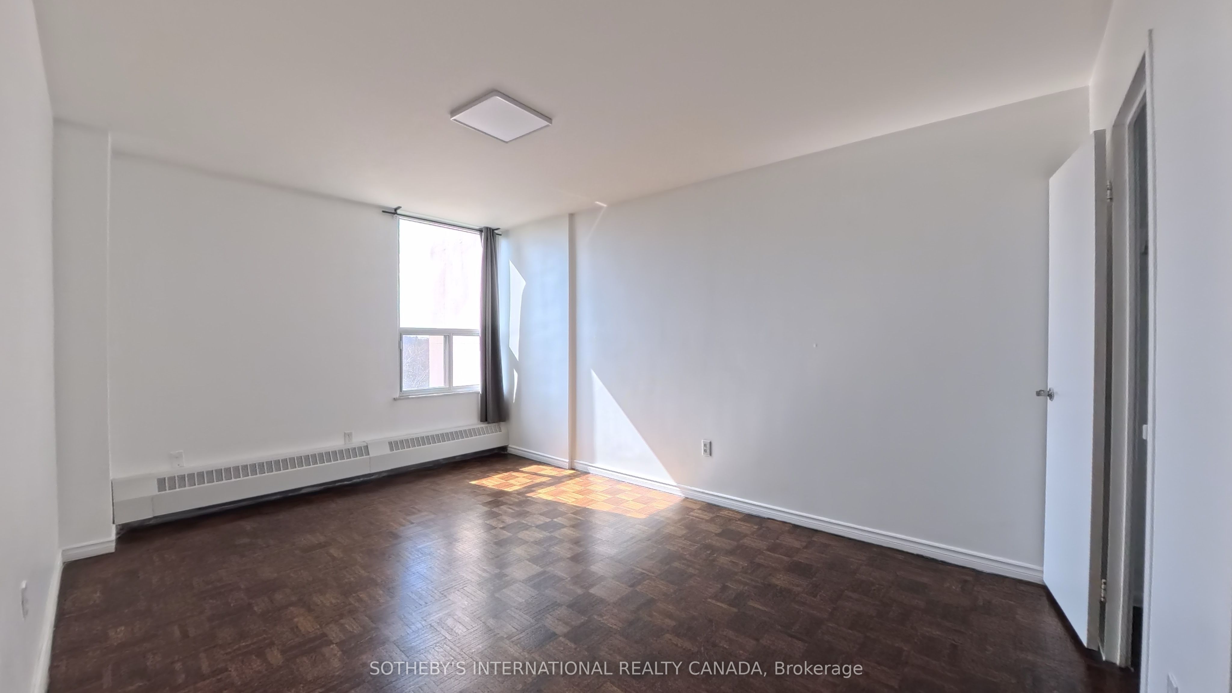60 Pavane Link Way 706 Property Photo 11