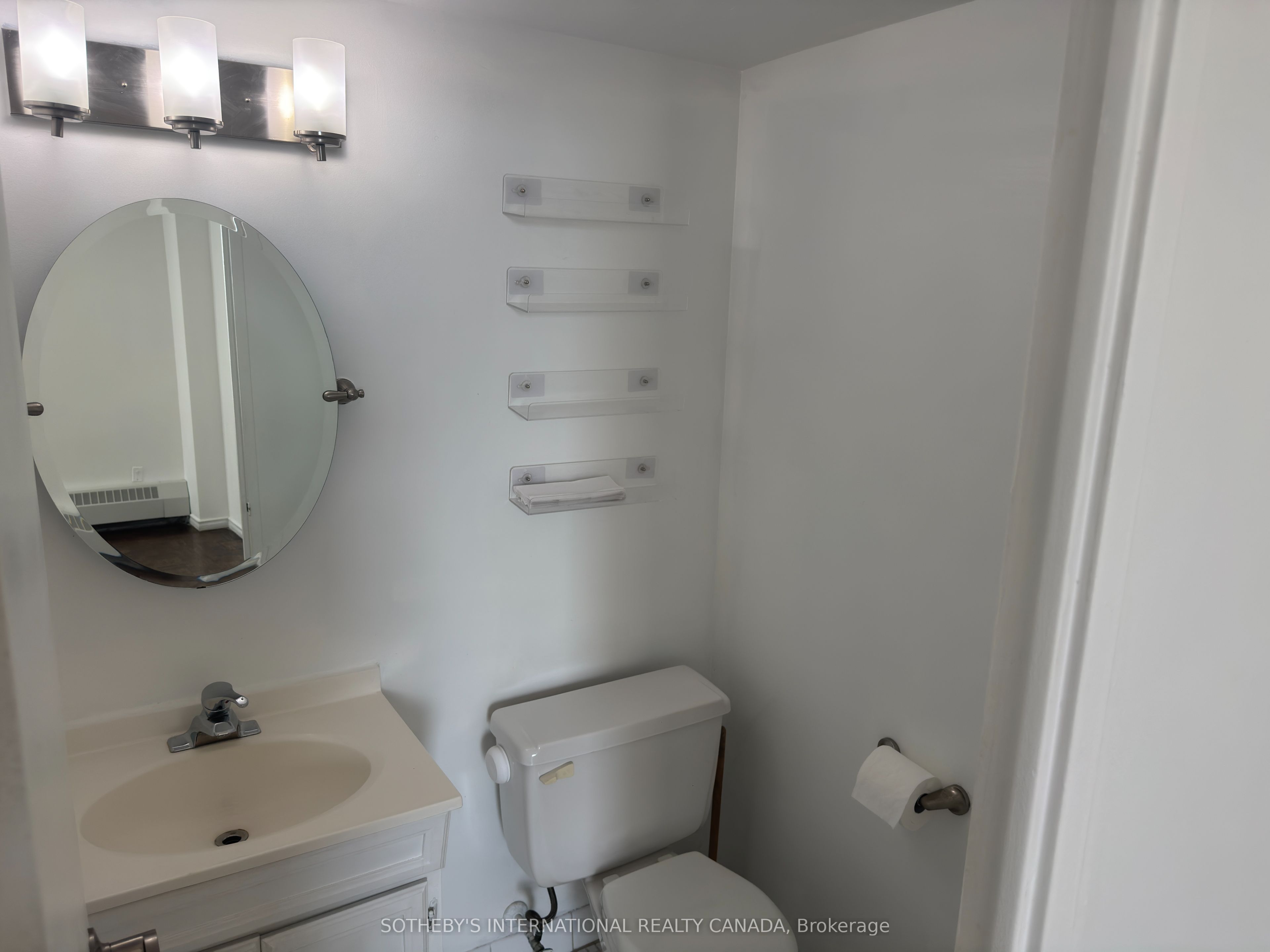 60 Pavane Link Way 706 Property Photo 12