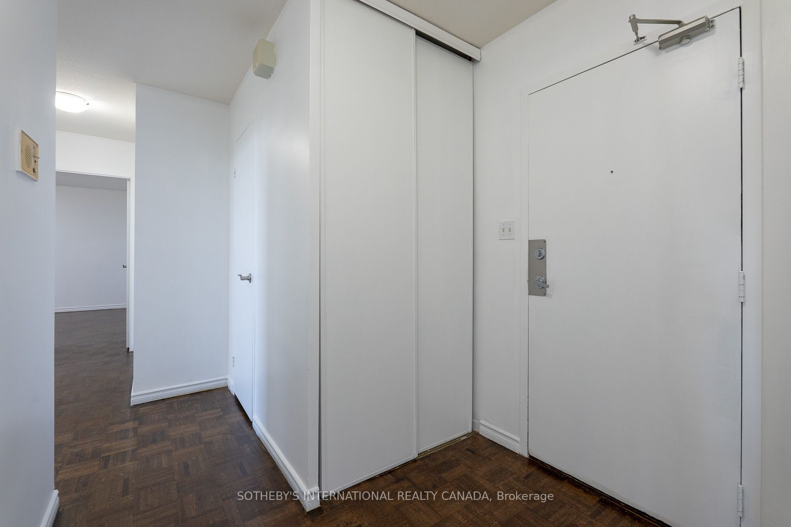 60 Pavane Link Way 706 Property Photo 17