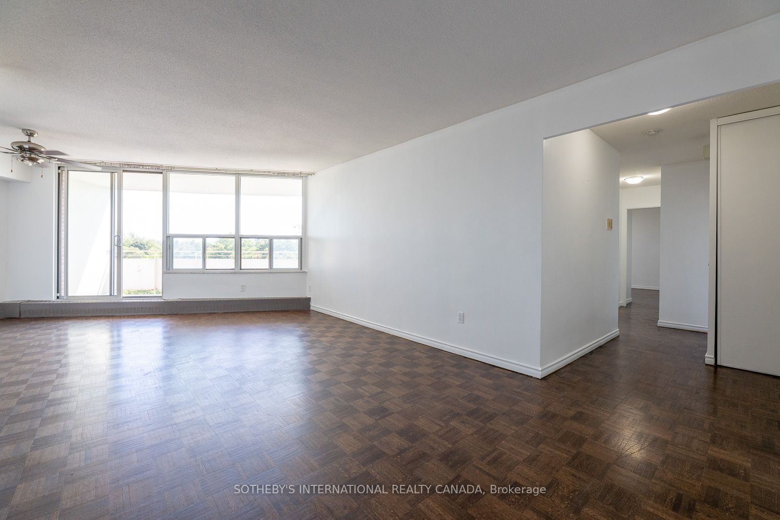 60 Pavane Link Way 706 Property Photo 20