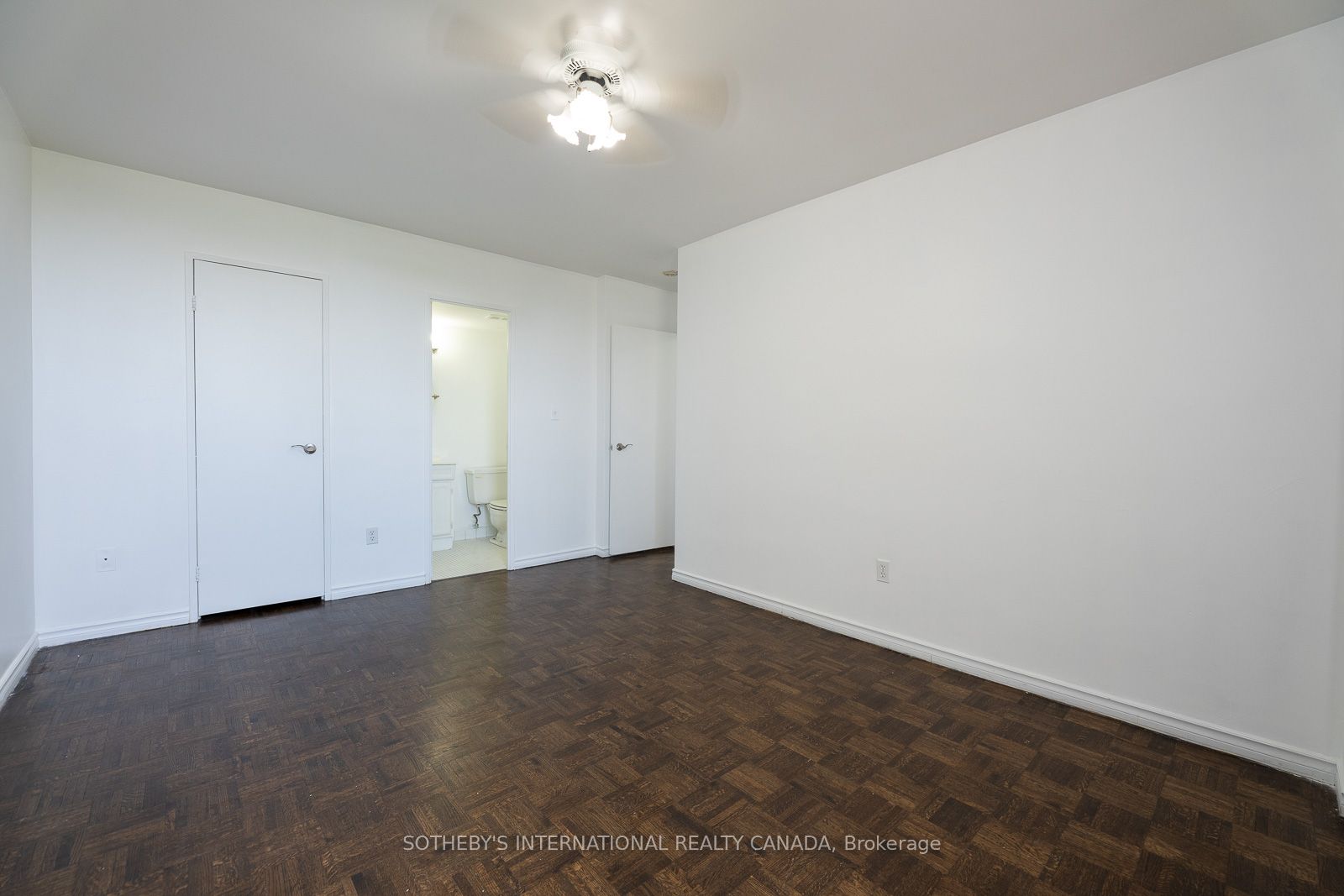 60 Pavane Link Way 706 Property Photo 24