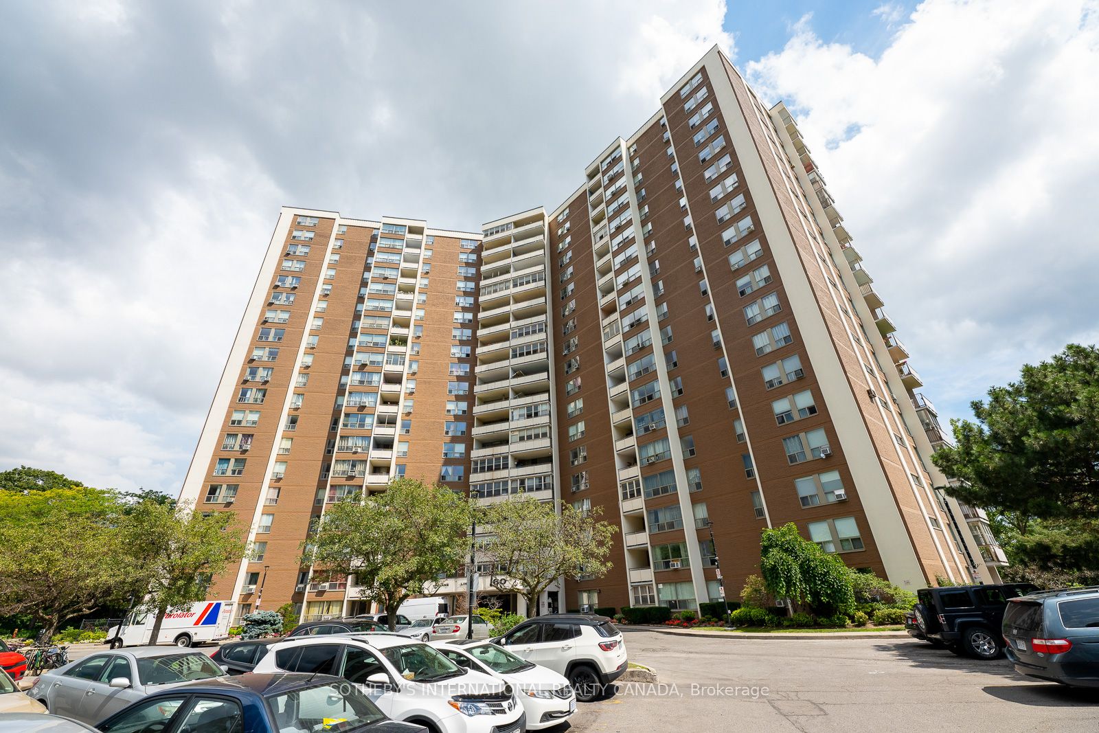 60 Pavane Link Way 706 Property Photo 32