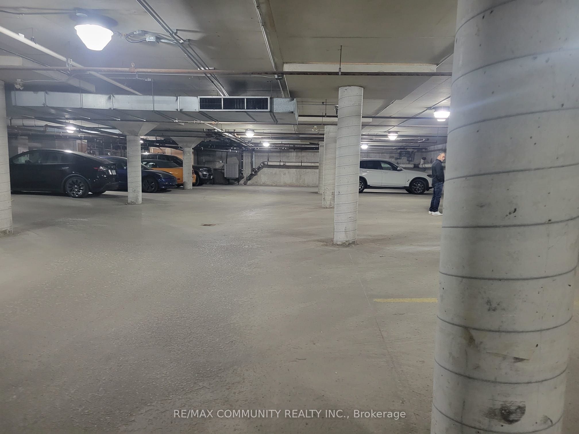 250 Sheppard Avenue E 303 Property Photo 2