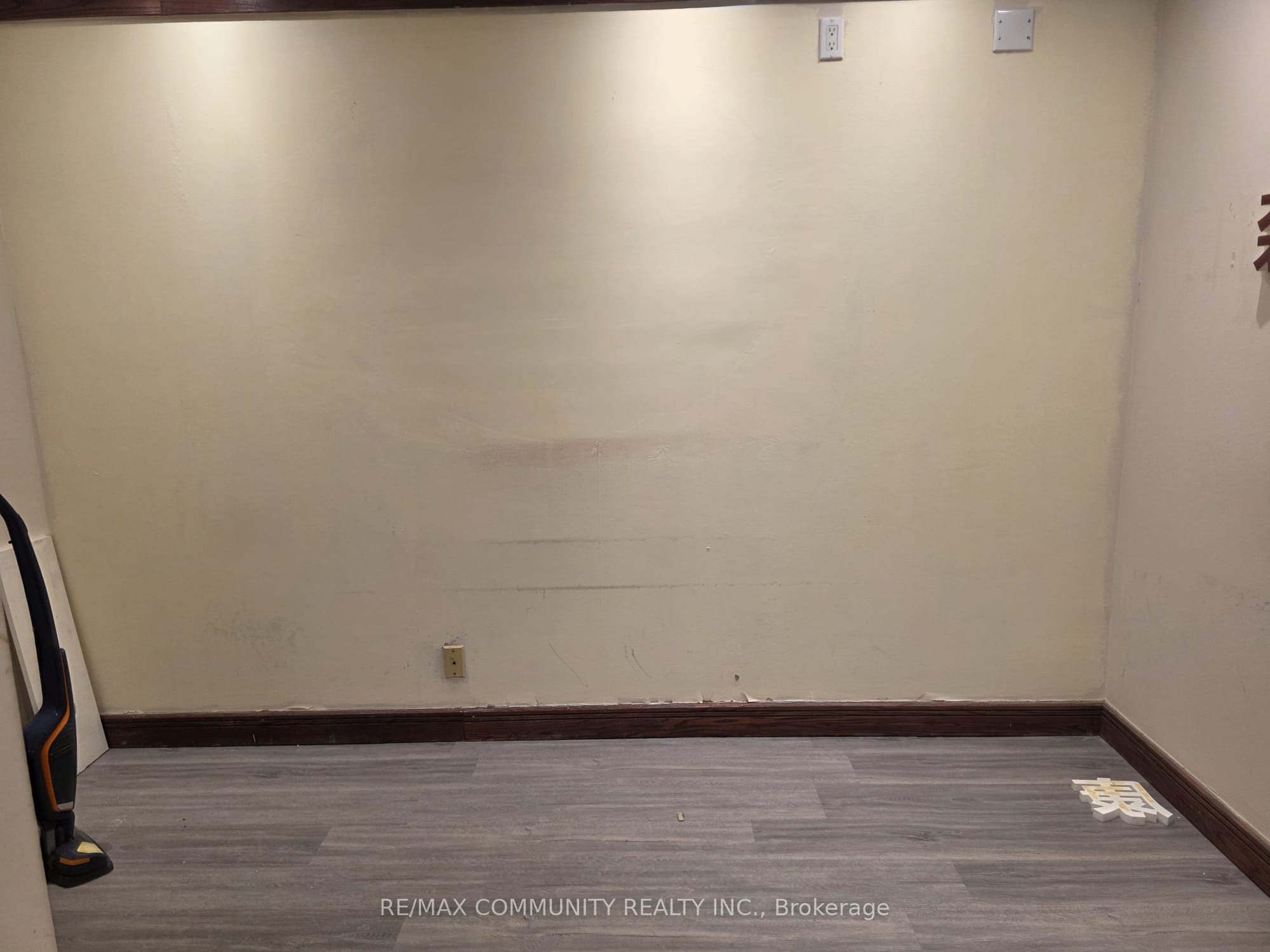 250 Sheppard Avenue E 303 Property Photo 4