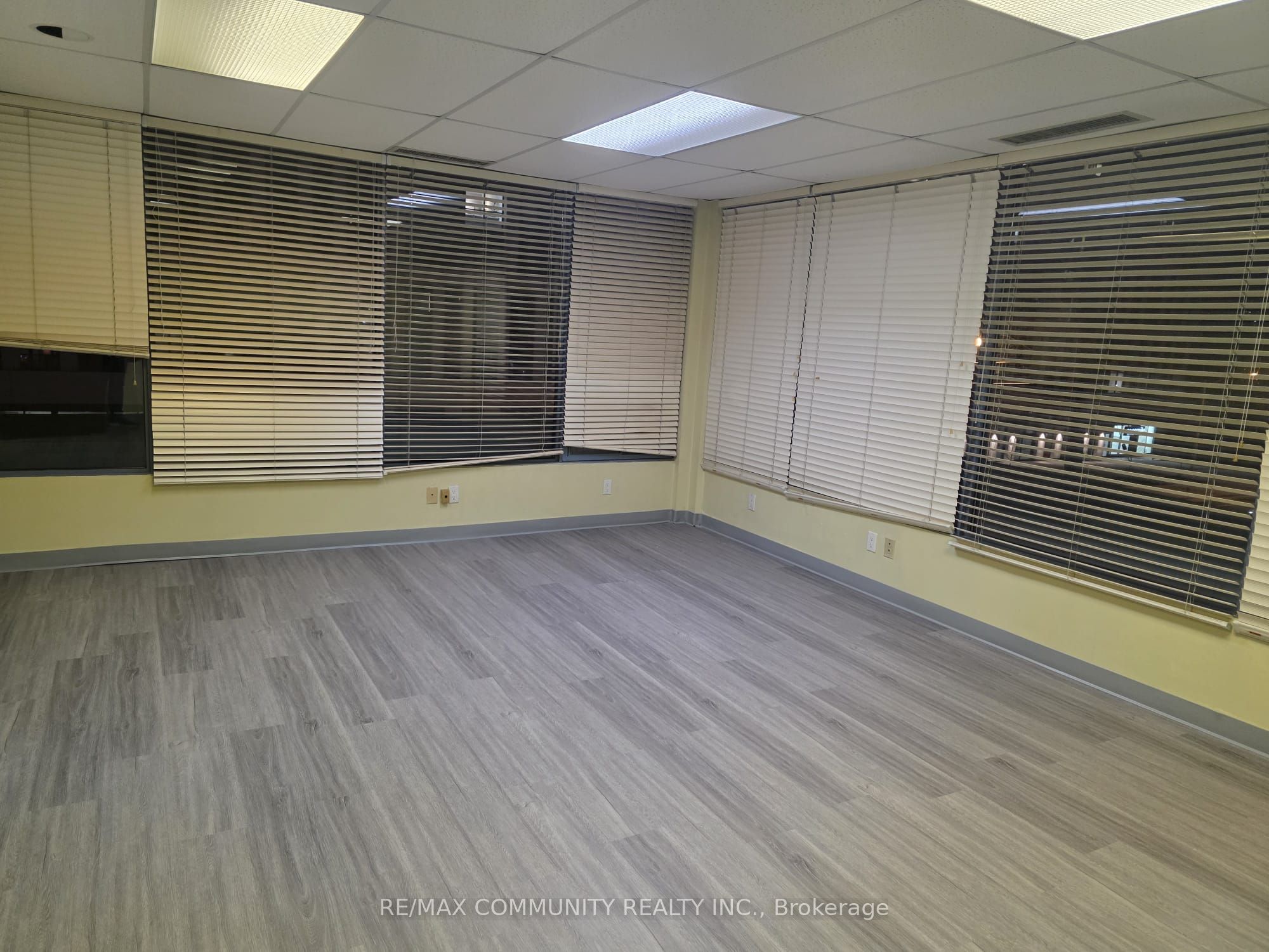 250 Sheppard Avenue E 303 Property Photo 10