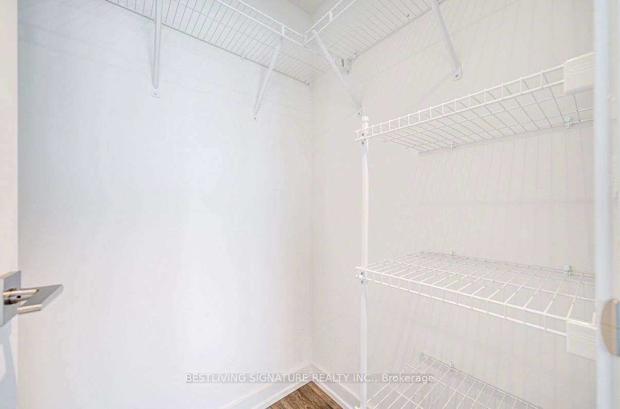 159 Wellesley Street E 3201 Property Photo 7