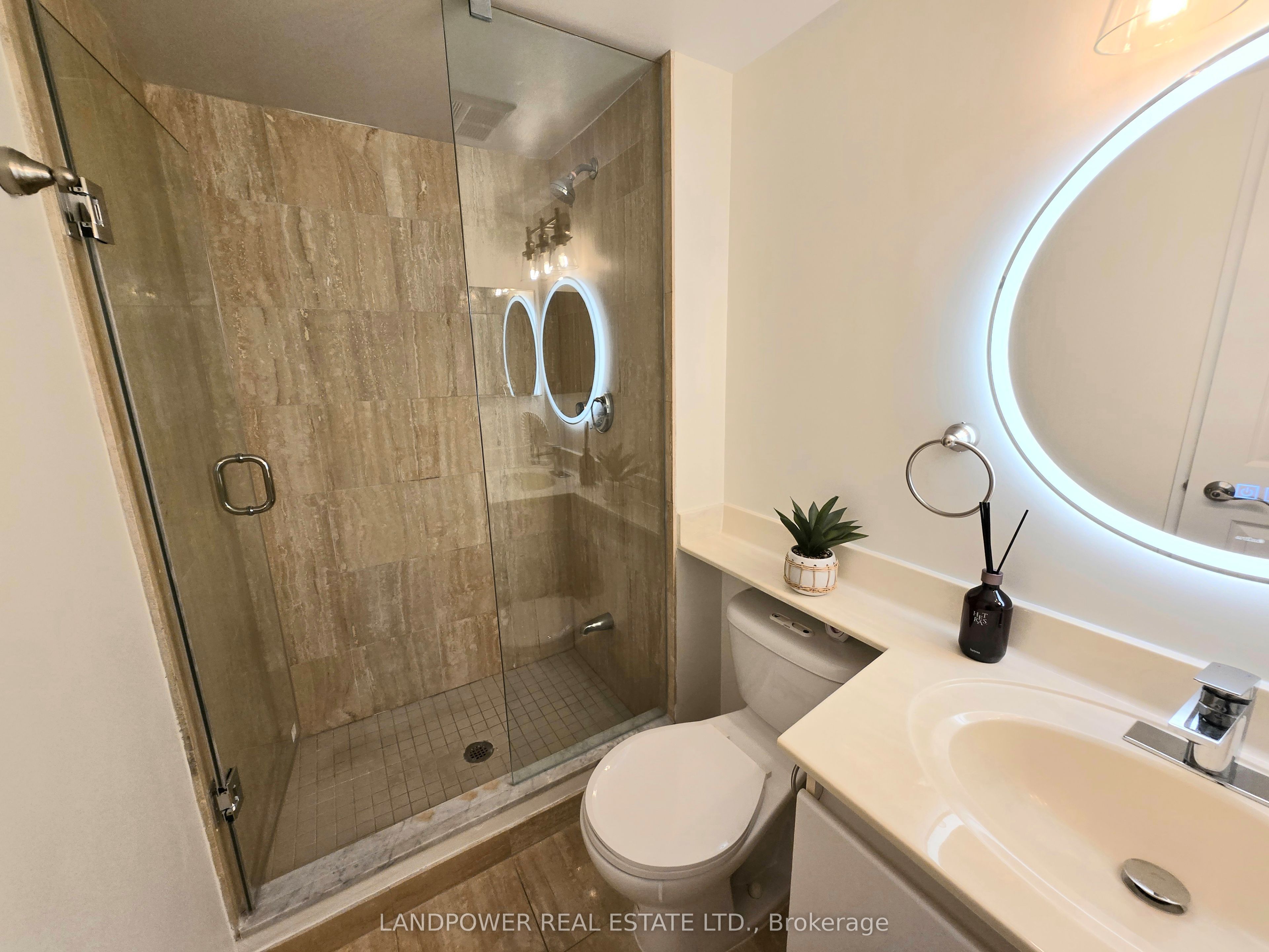 18 Hillcrest Avenue 2110 Property Photo 8