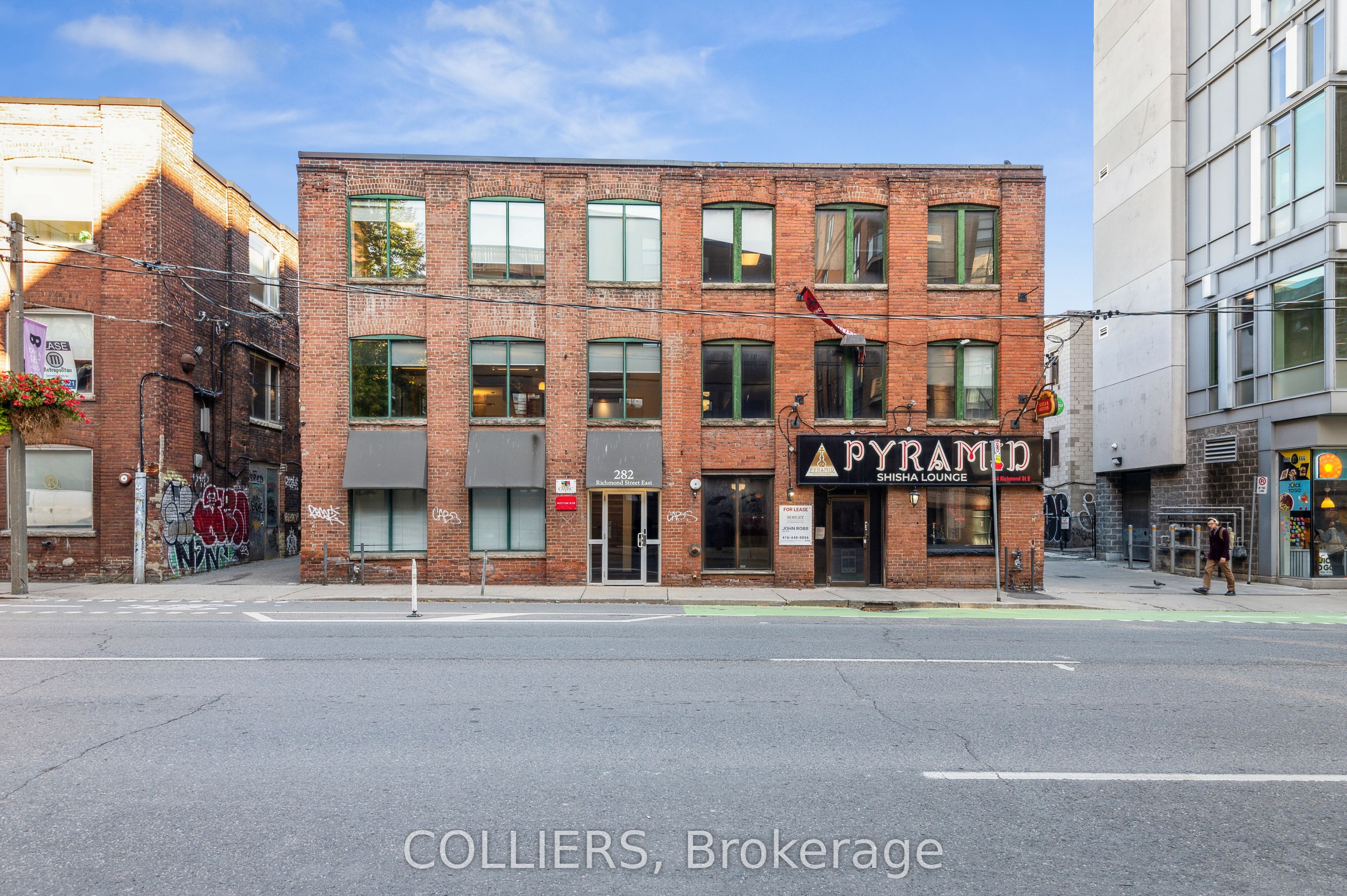 282 Richmond Street E 300 Property Photo 1