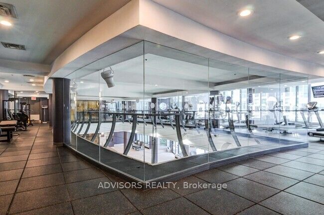 219 Fort York Boulevard Lph 3702 Property Photo 26