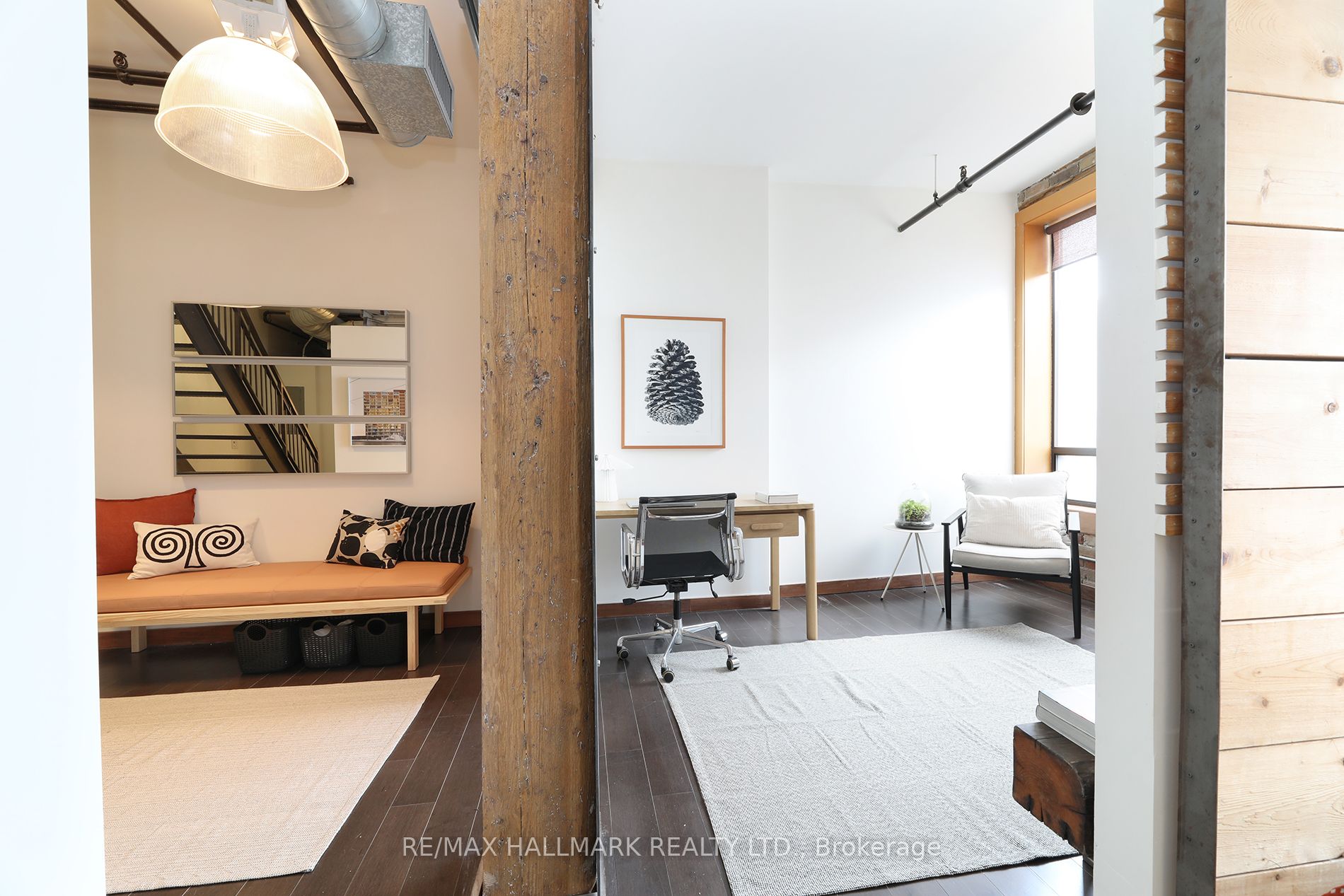 189 Queen Street E 7 Property Photo 4