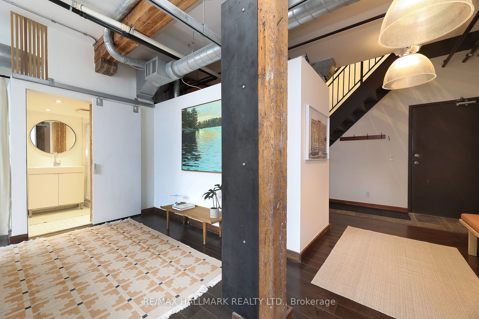 189 Queen Street E 7 Property Photo 7