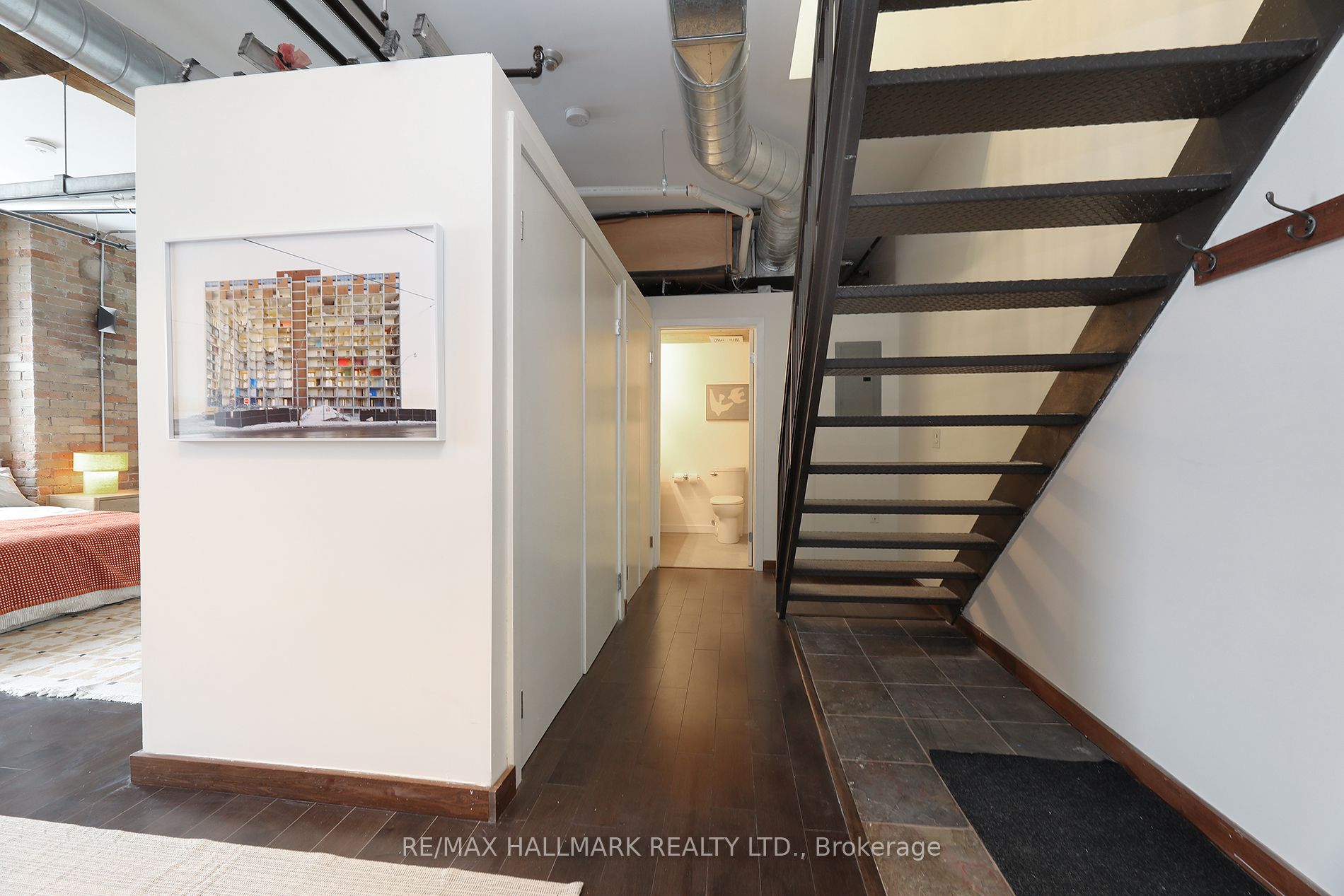 189 Queen Street E 7 Property Photo 13