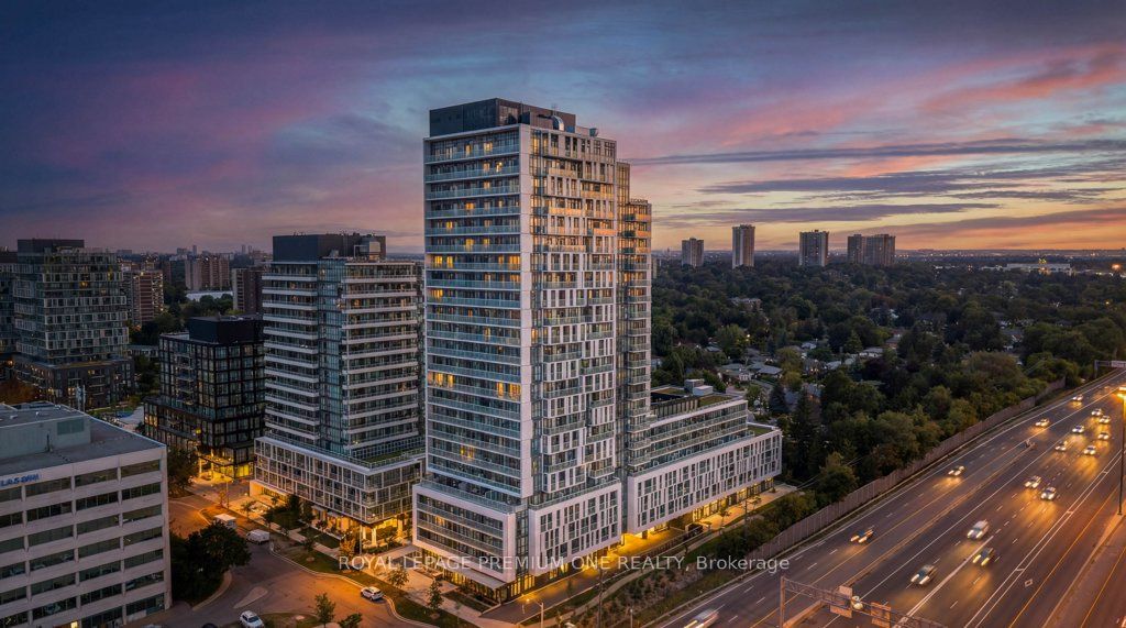188 Fairview Mall Drive 2003