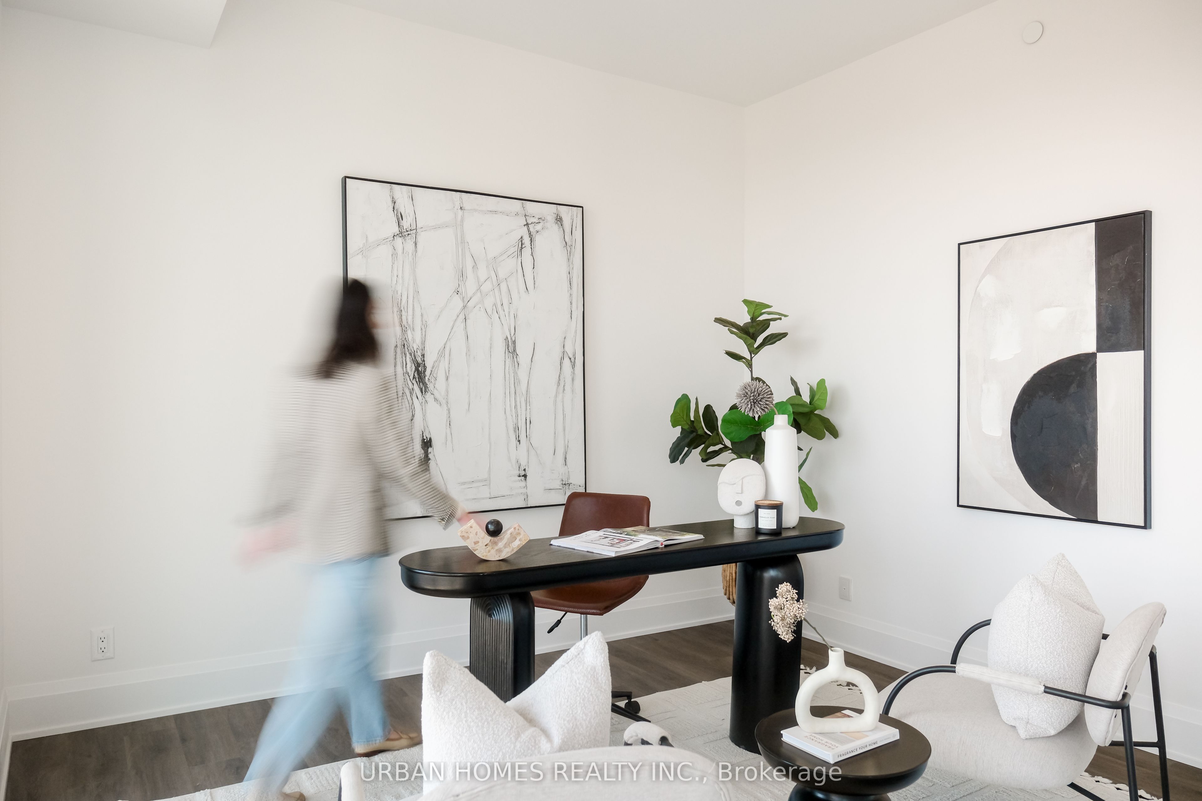 65 Broadway Avenue 3602 Property Photo 7
